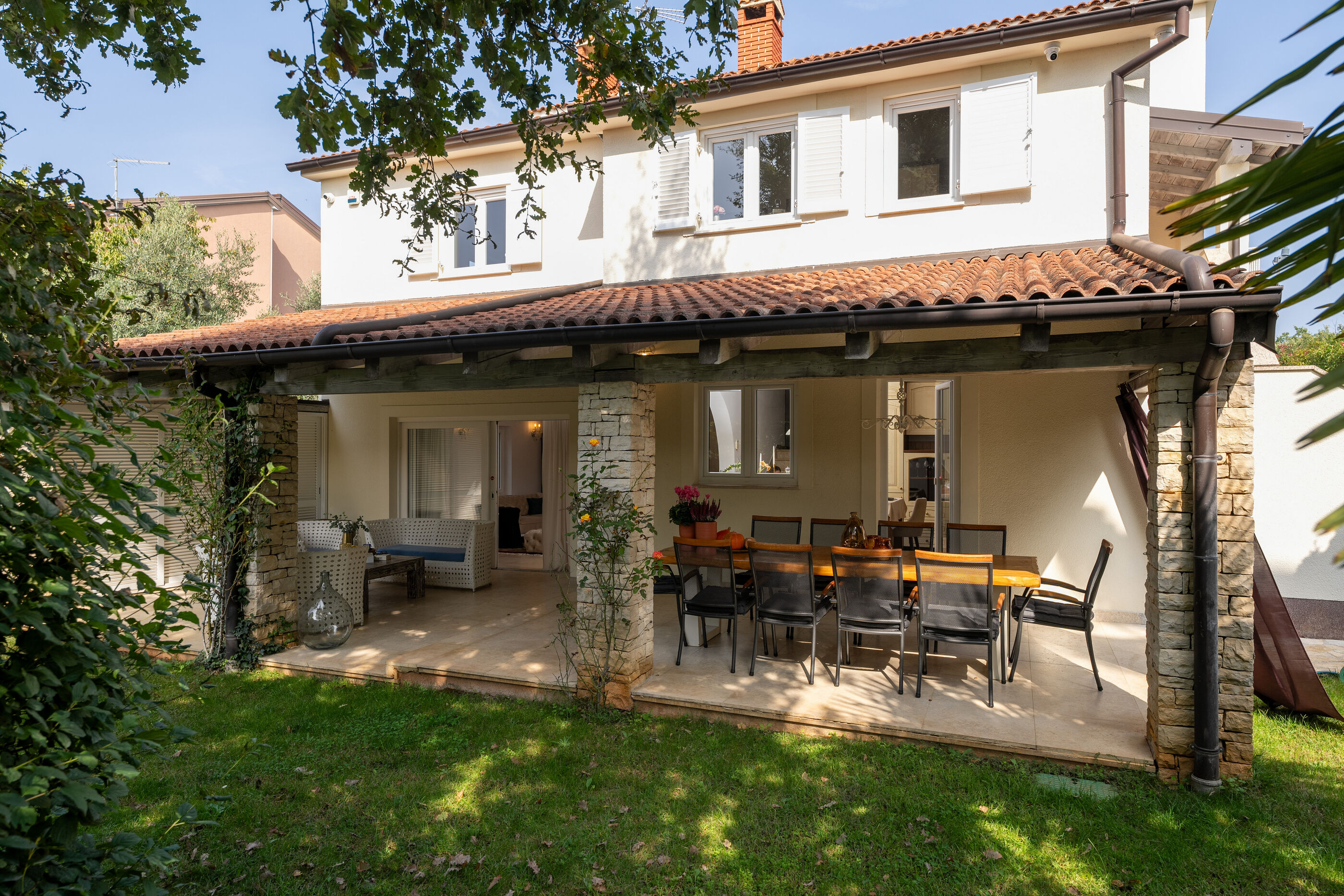 Villa Sunset Garden 94908-K1