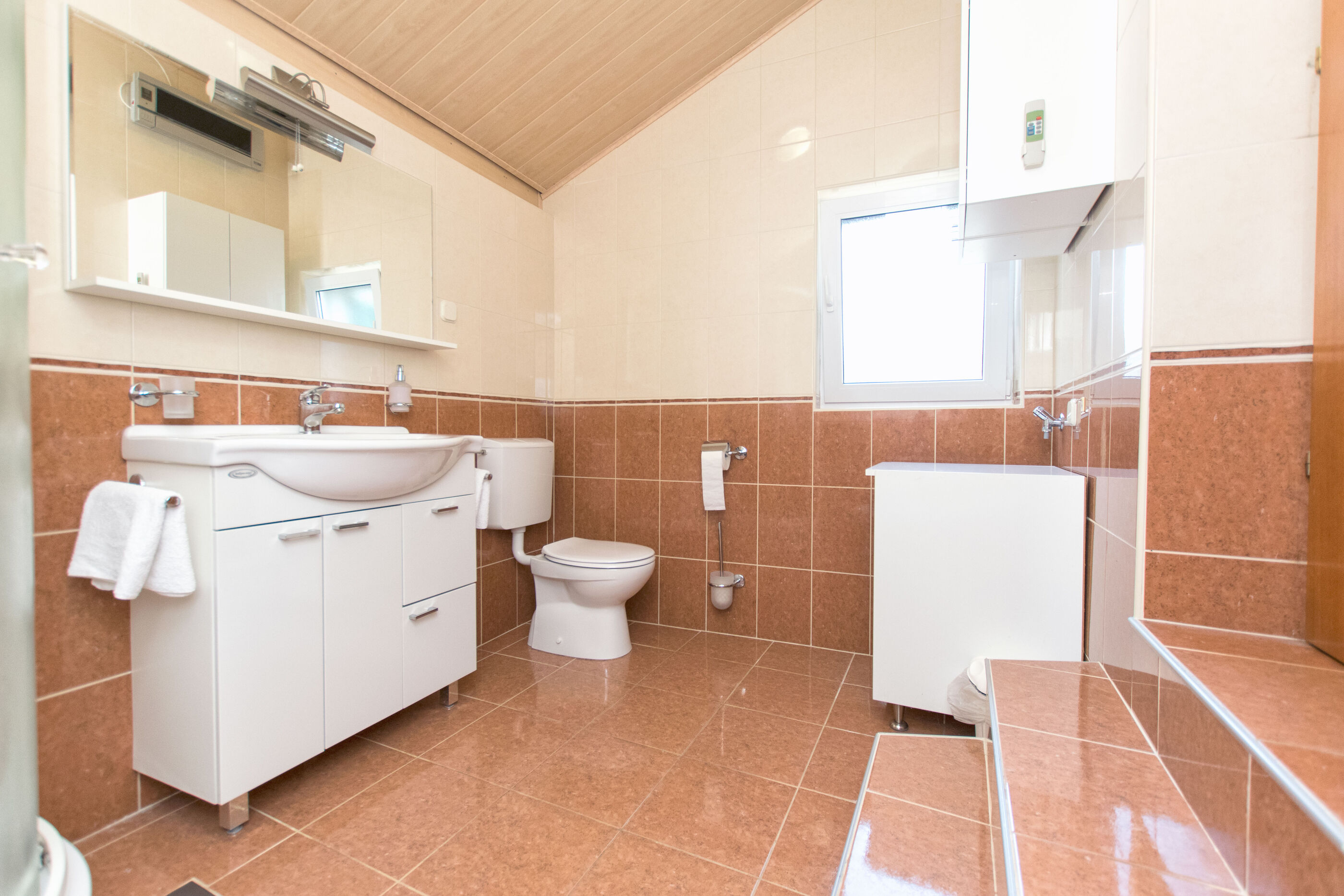 House Dinko 79661-K2