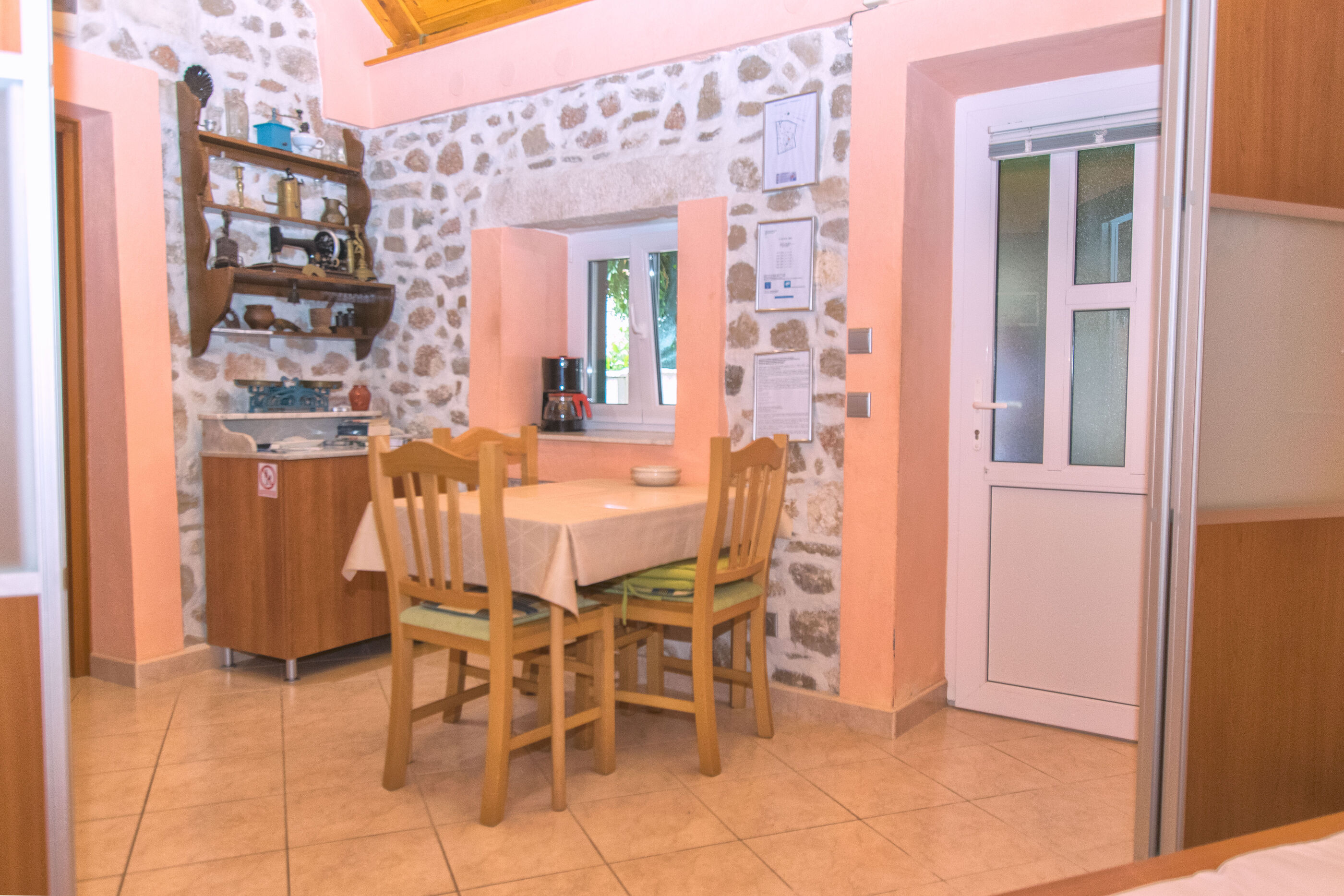 House Dinko 79661-K2