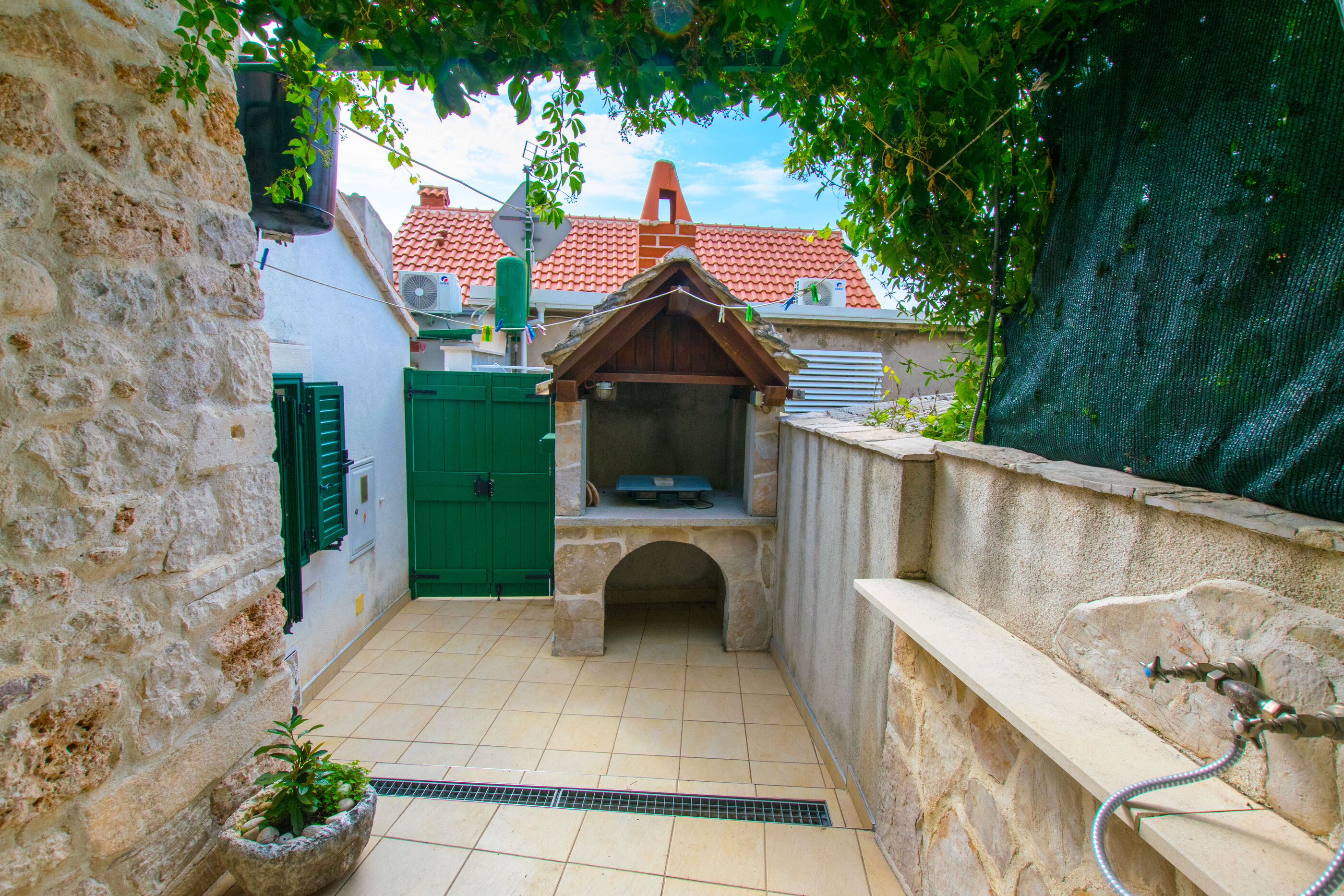 House Dinko 79661-K2