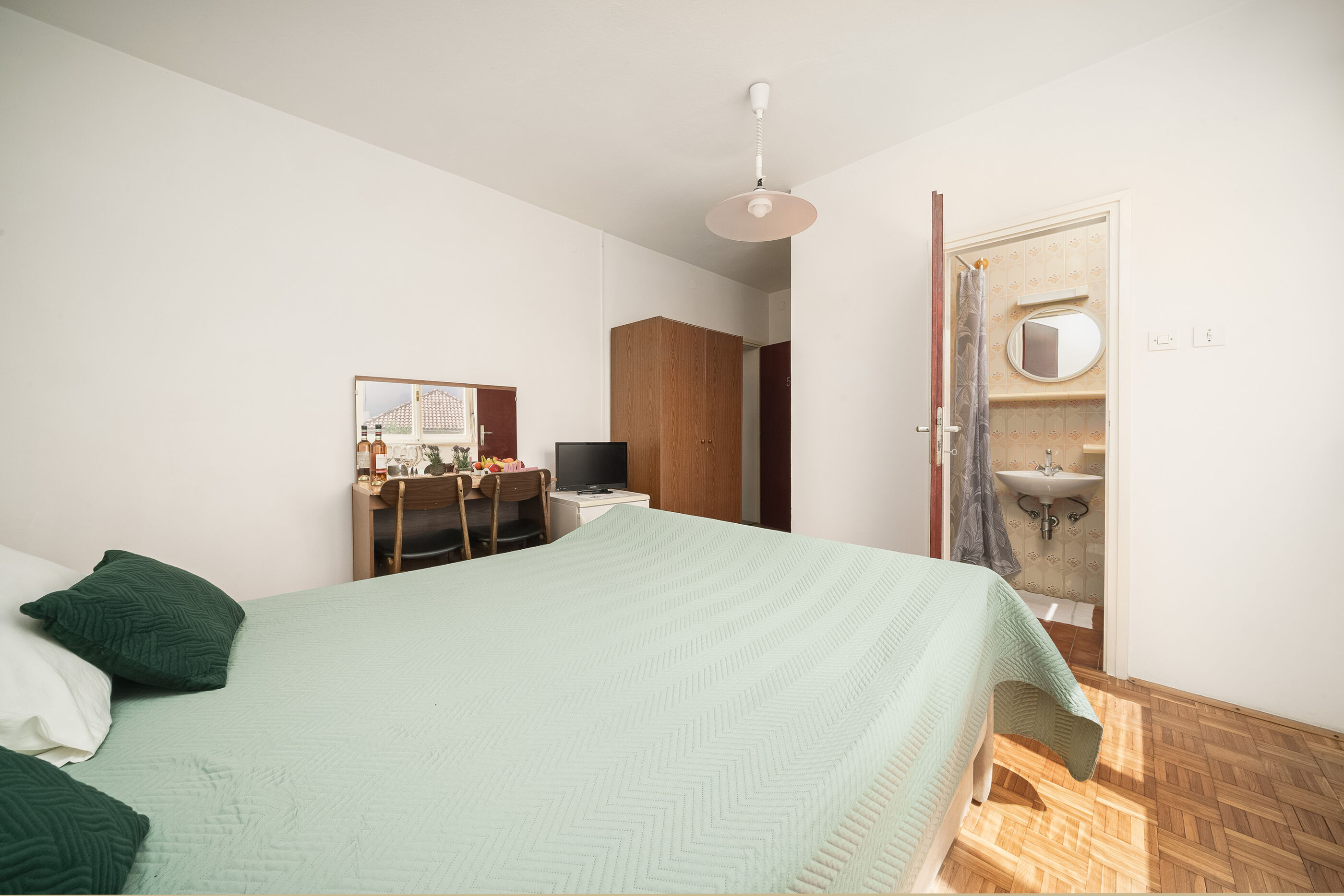 Apartment and Rooms Mrkovic 88981-S5