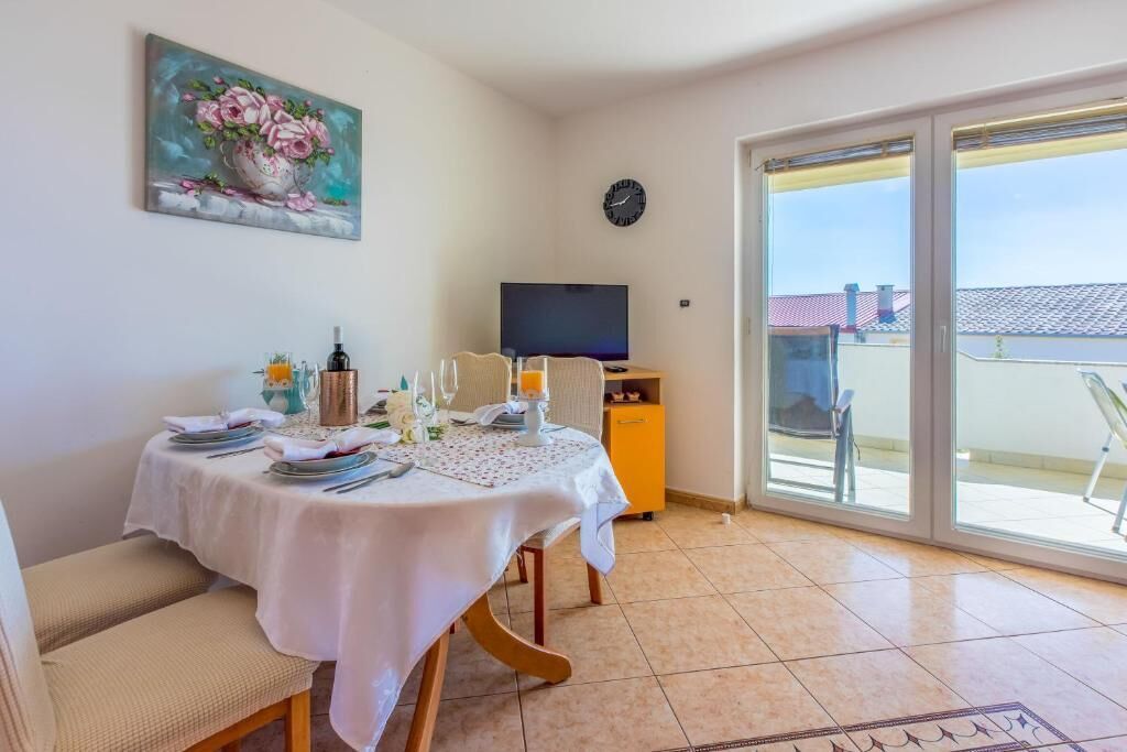 Apartments Pirin 85230-A1