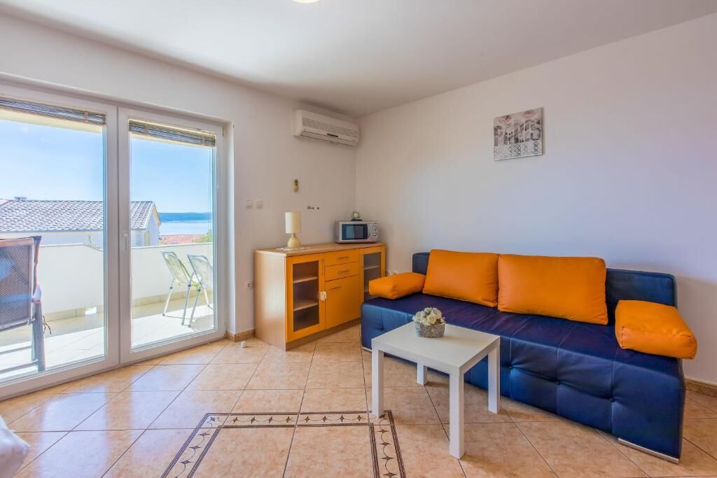 Apartments Pirin 85230-A1