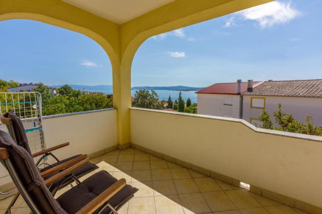 Apartments Pirin 85230-A1