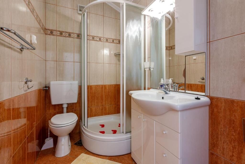 Apartments Pirin 85230-A2