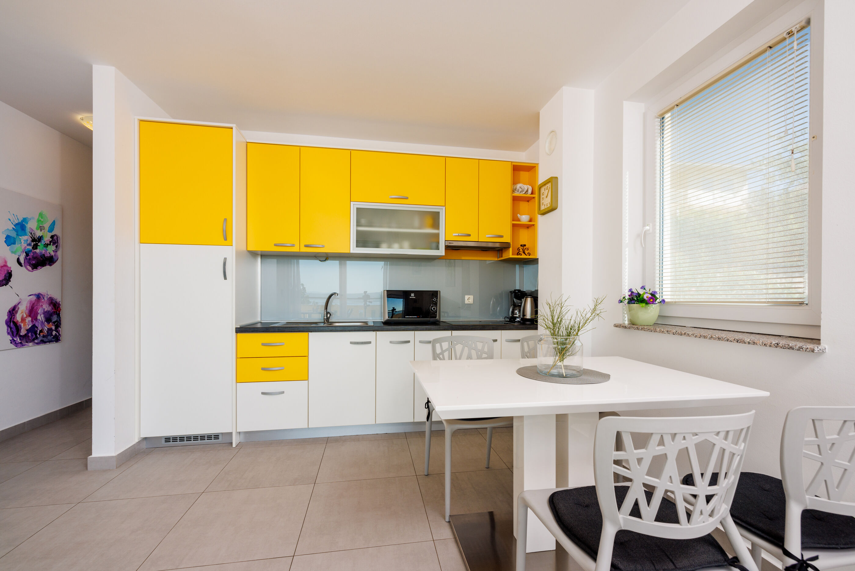 Apartments Petak Novi 62483-A1