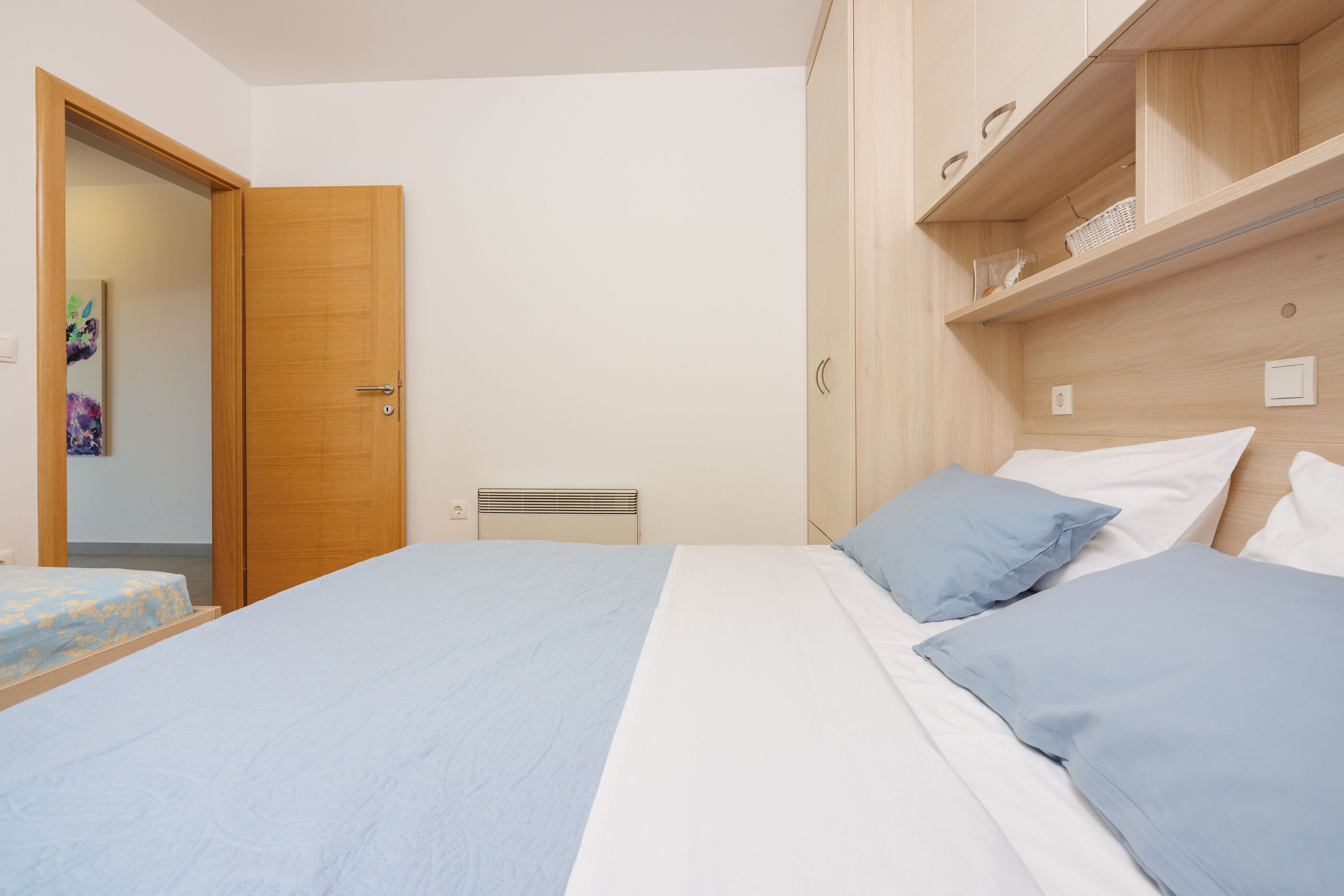 Apartments Petak Novi 62483-A1
