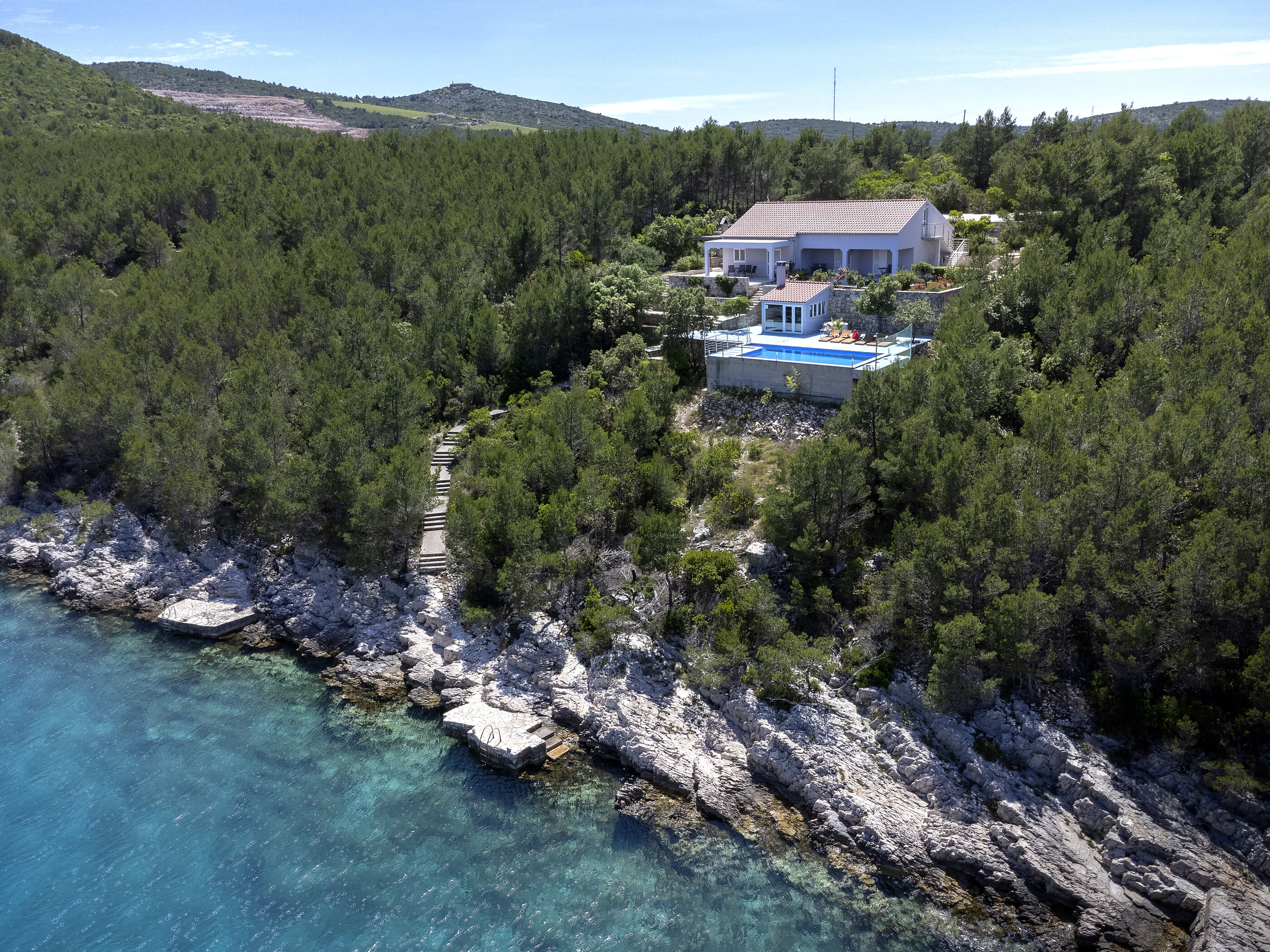 House Villa Beleca V4201-K1