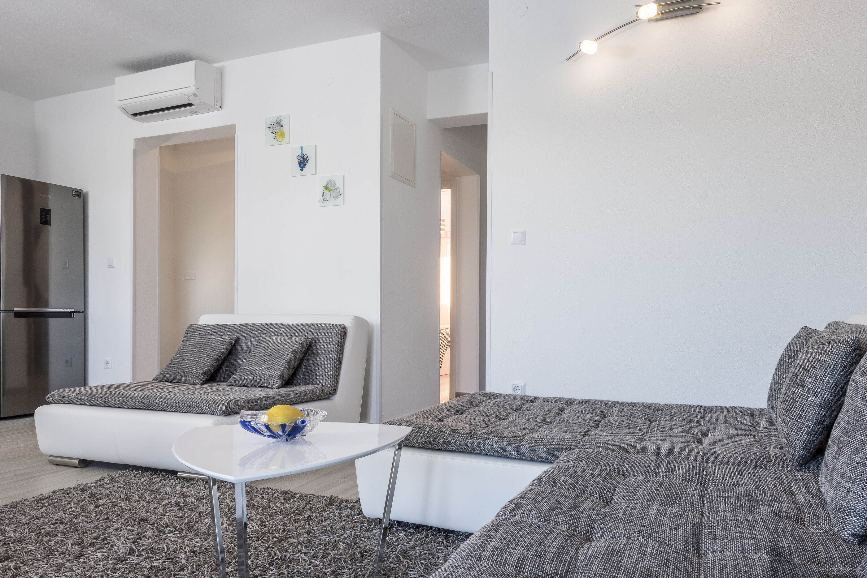 House Villa Beleca V4201-K1