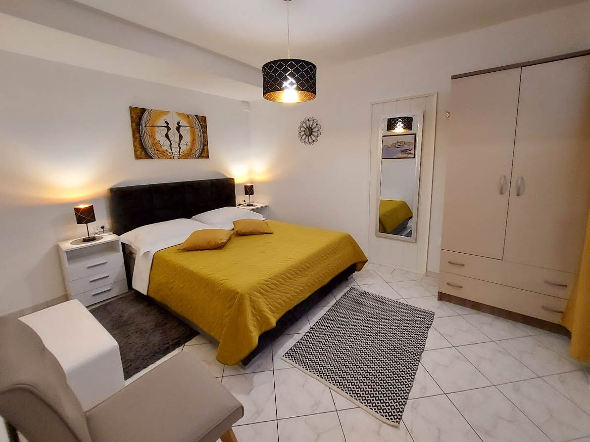 Apartments and Room Boris A1