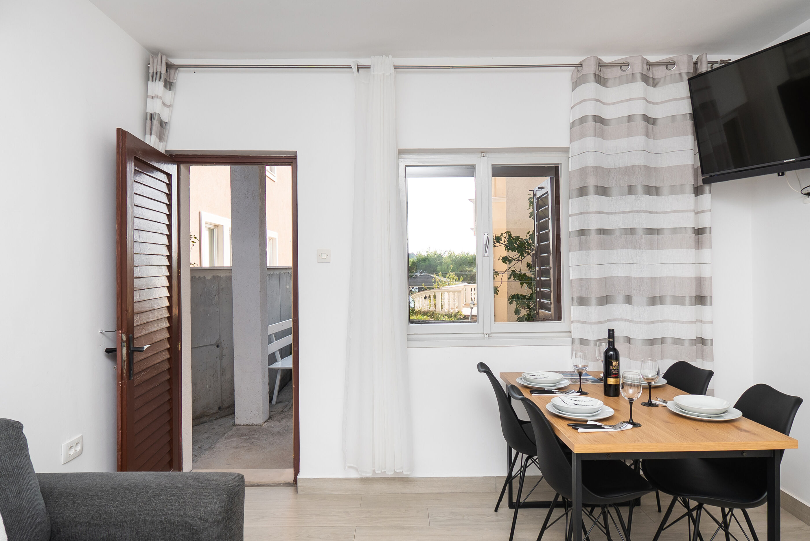 Apartment Ivana 23652-A1