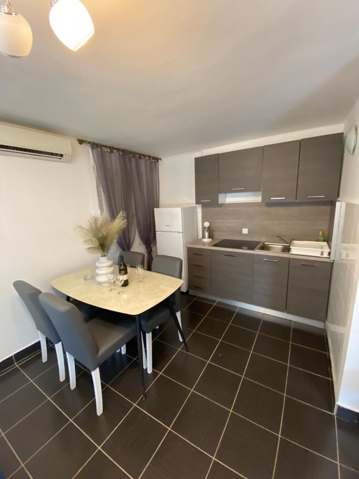 Apartments VILLA DVORSKI 77571-A1