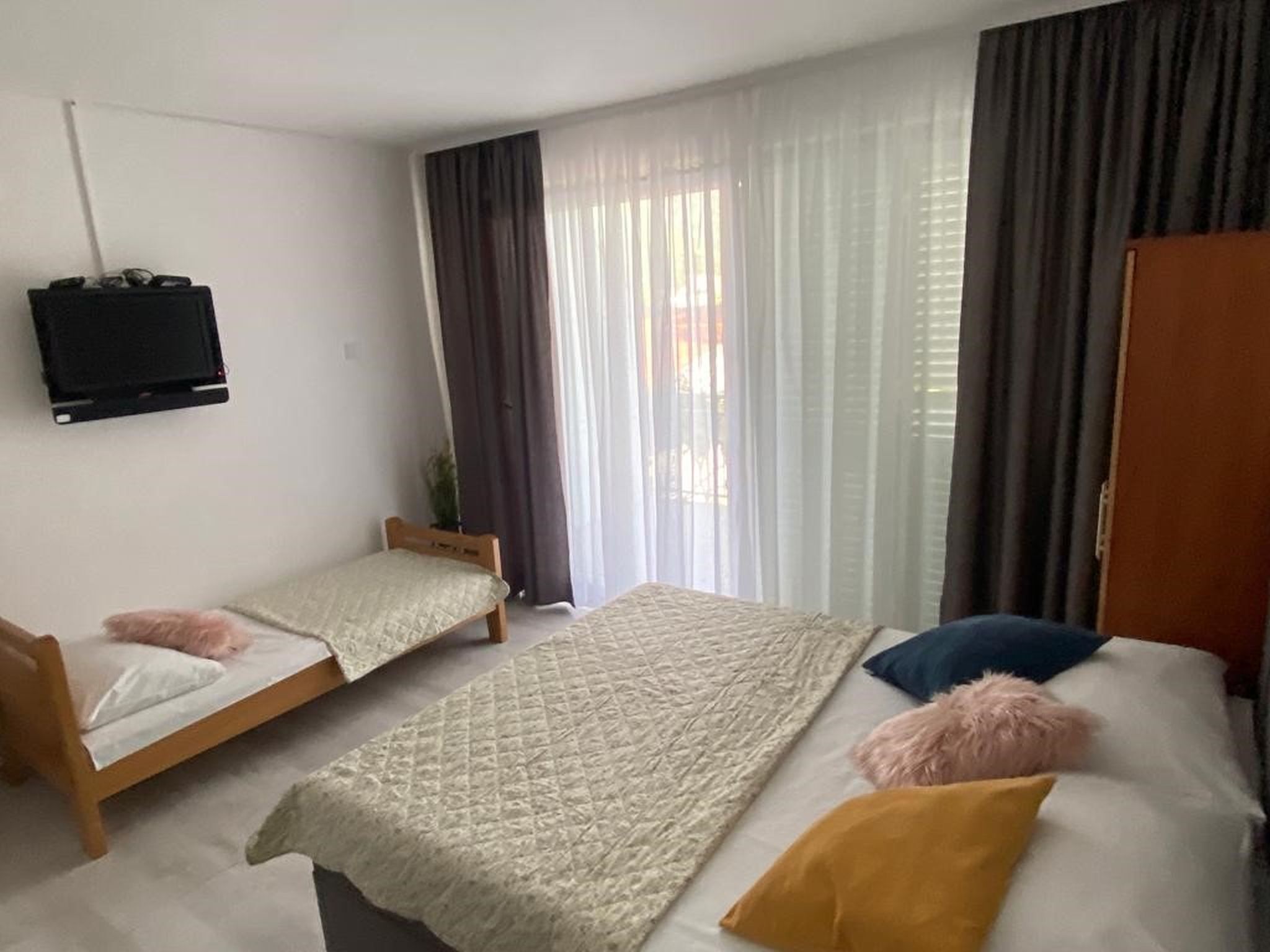 Apartments VILLA DVORSKI 77571-A5
