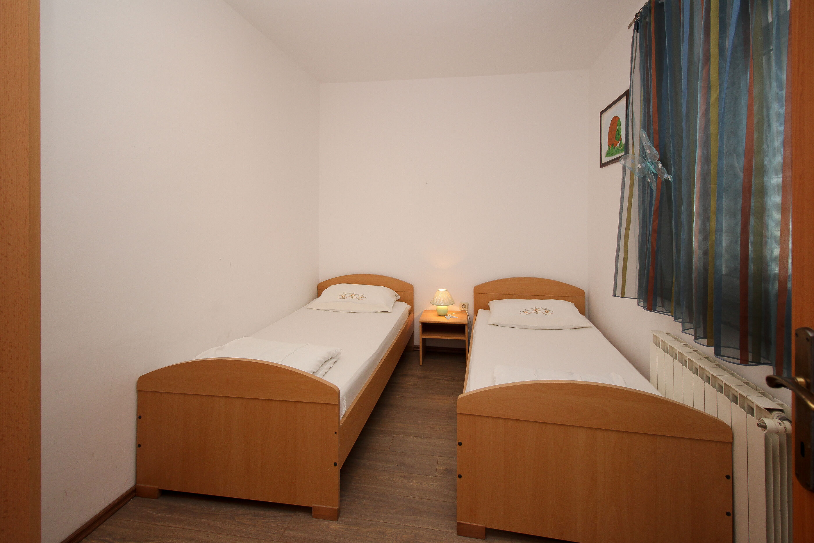 Apartments Dražen 69611-A2