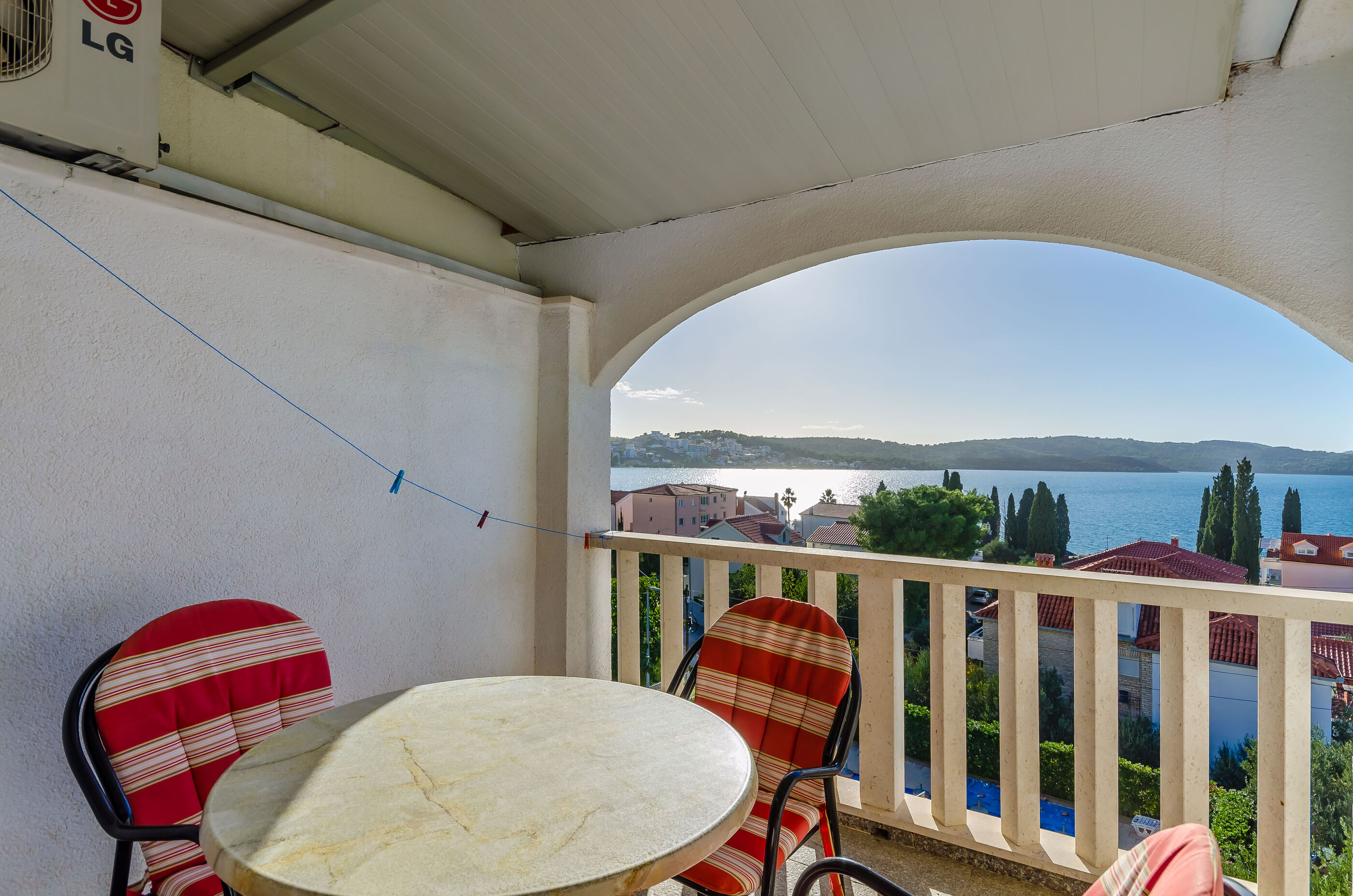 Apartments Jadran 97771-A7