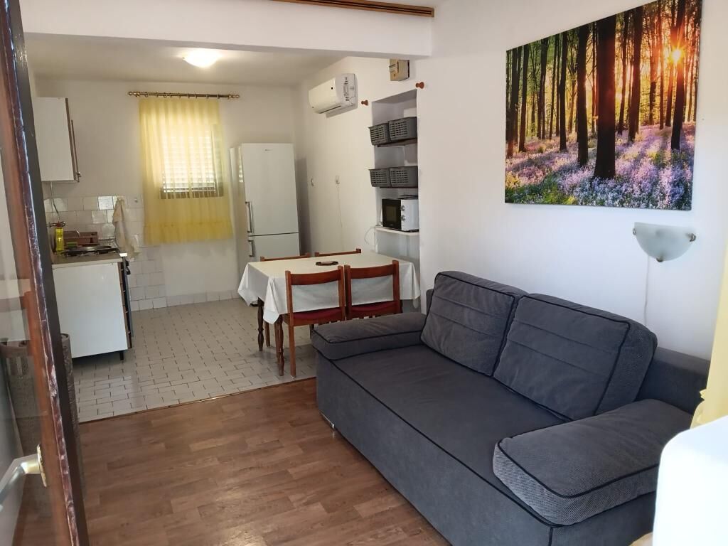 Apartments Mirjana 97821-A2