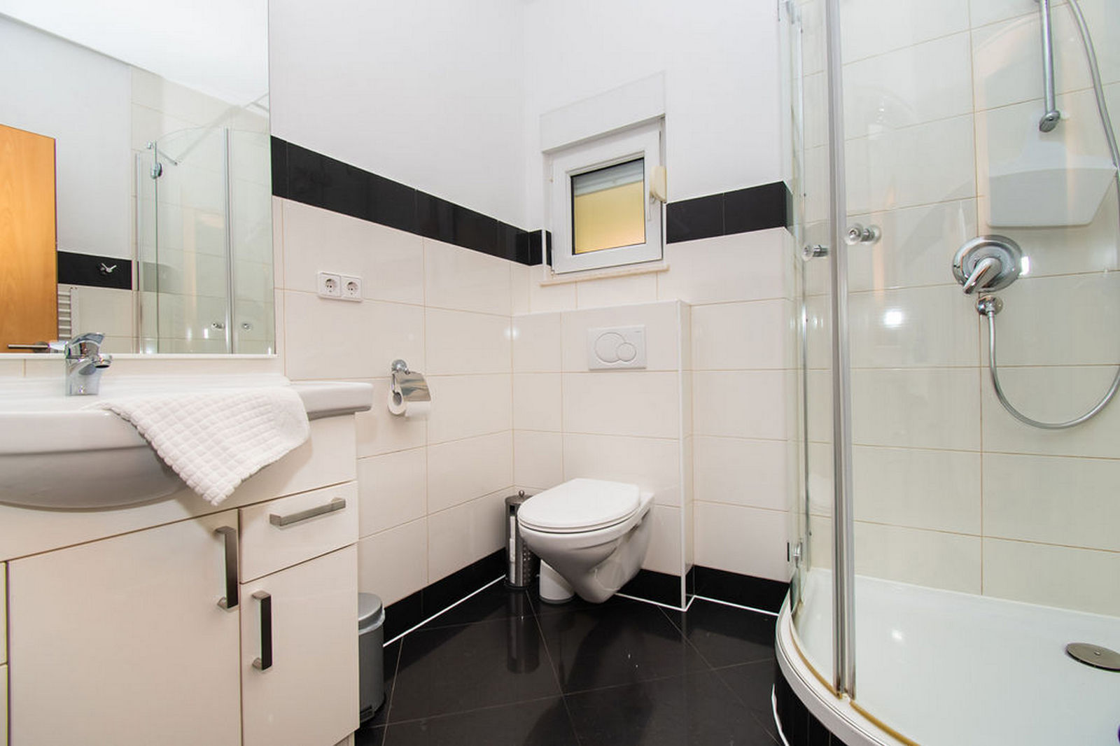 Apartments Kendes 48311-A6
