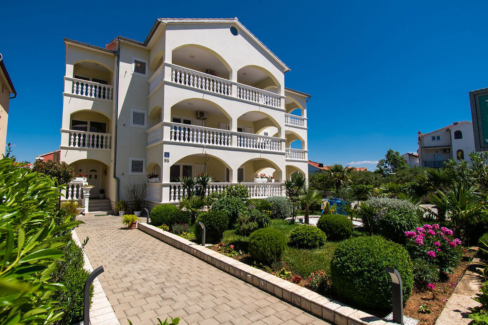 Apartments Kendes 48311-A5