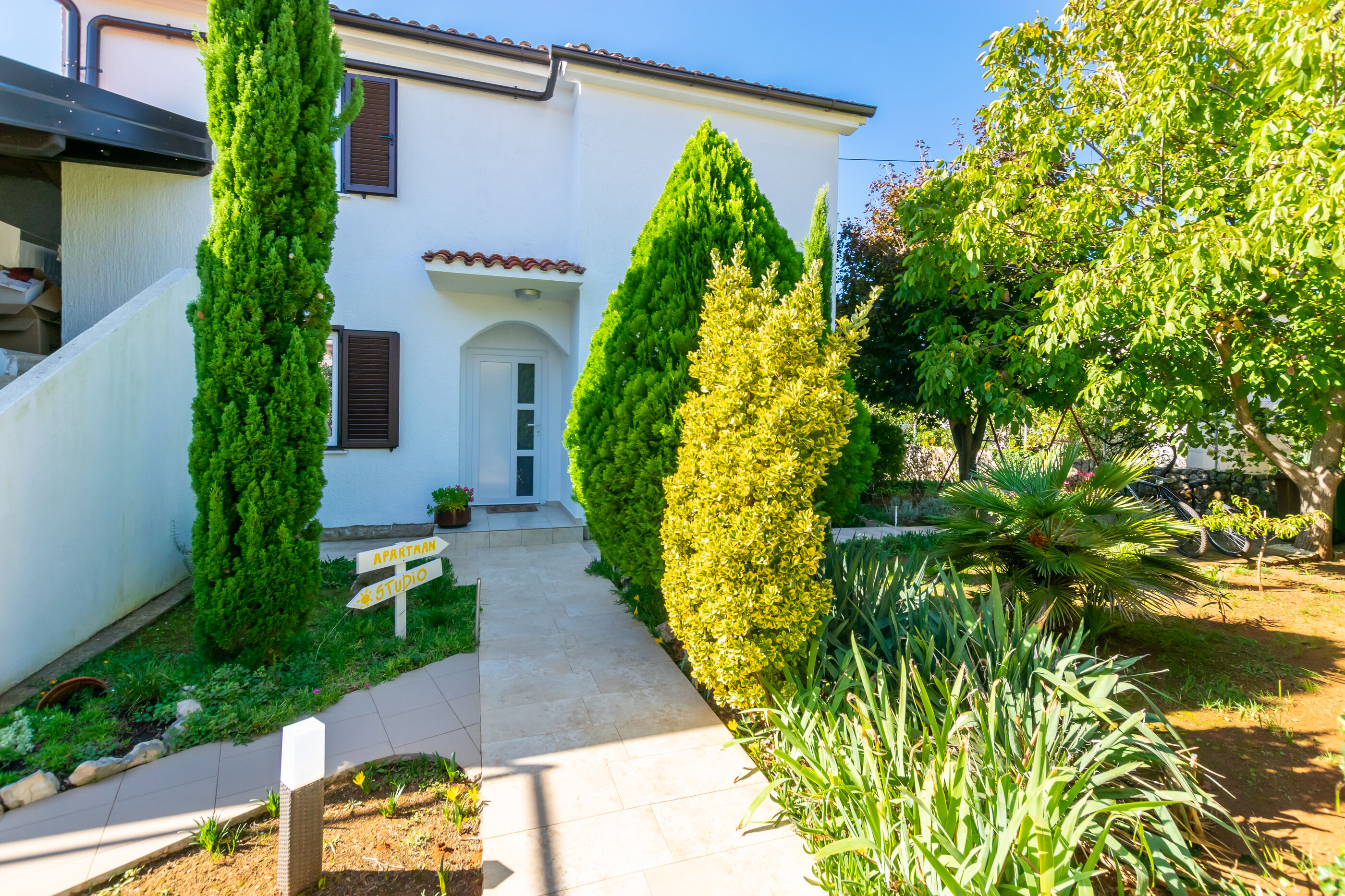 Apartment VESNA 82051-A1