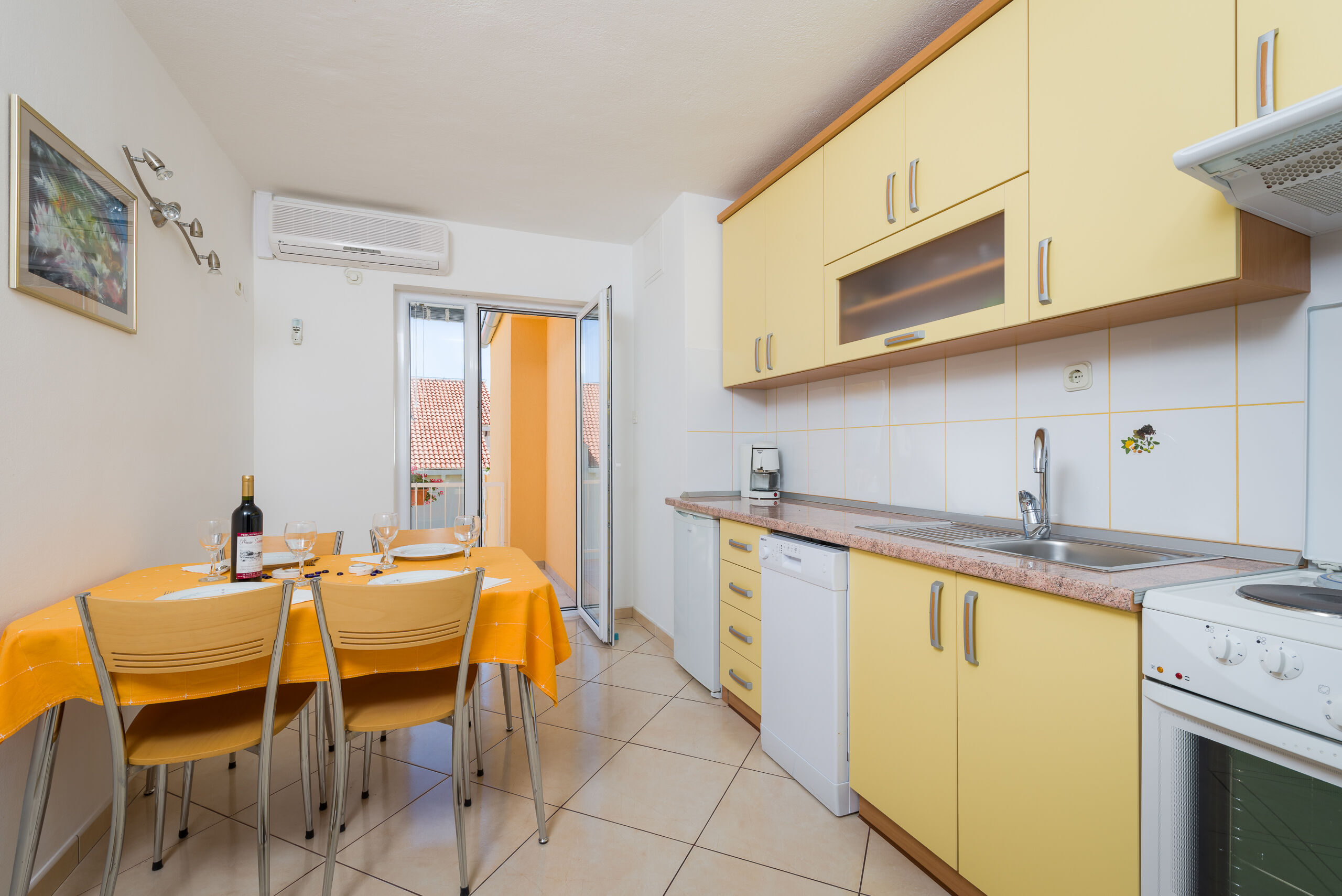 Apartments Nada 97961-A1
