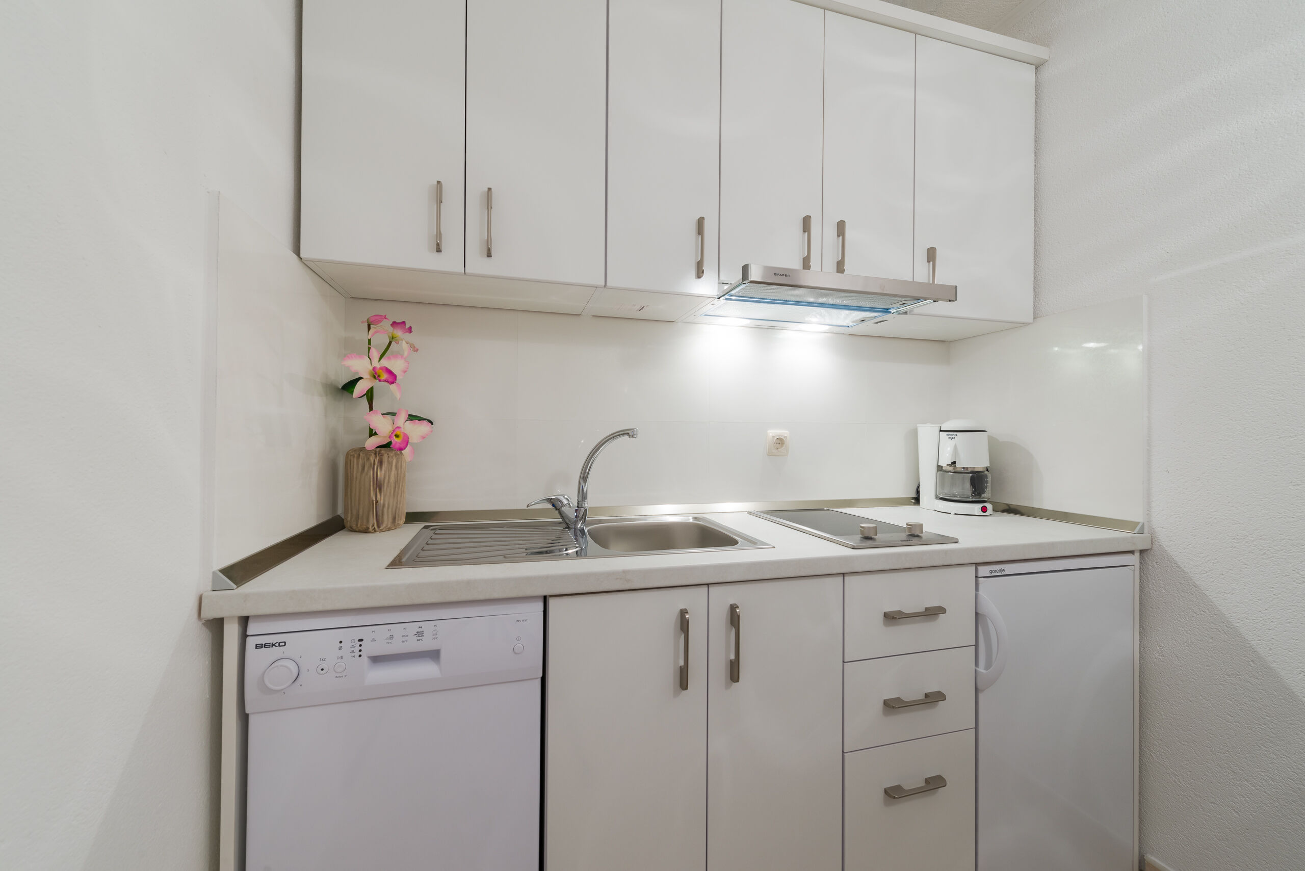 Apartments Nada 97961-A2