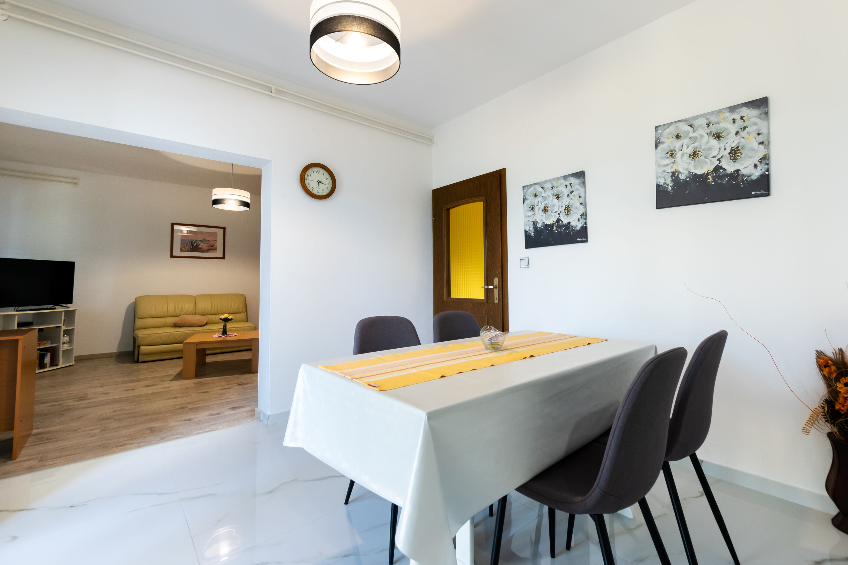 Apartments Sabina 91351-A1
