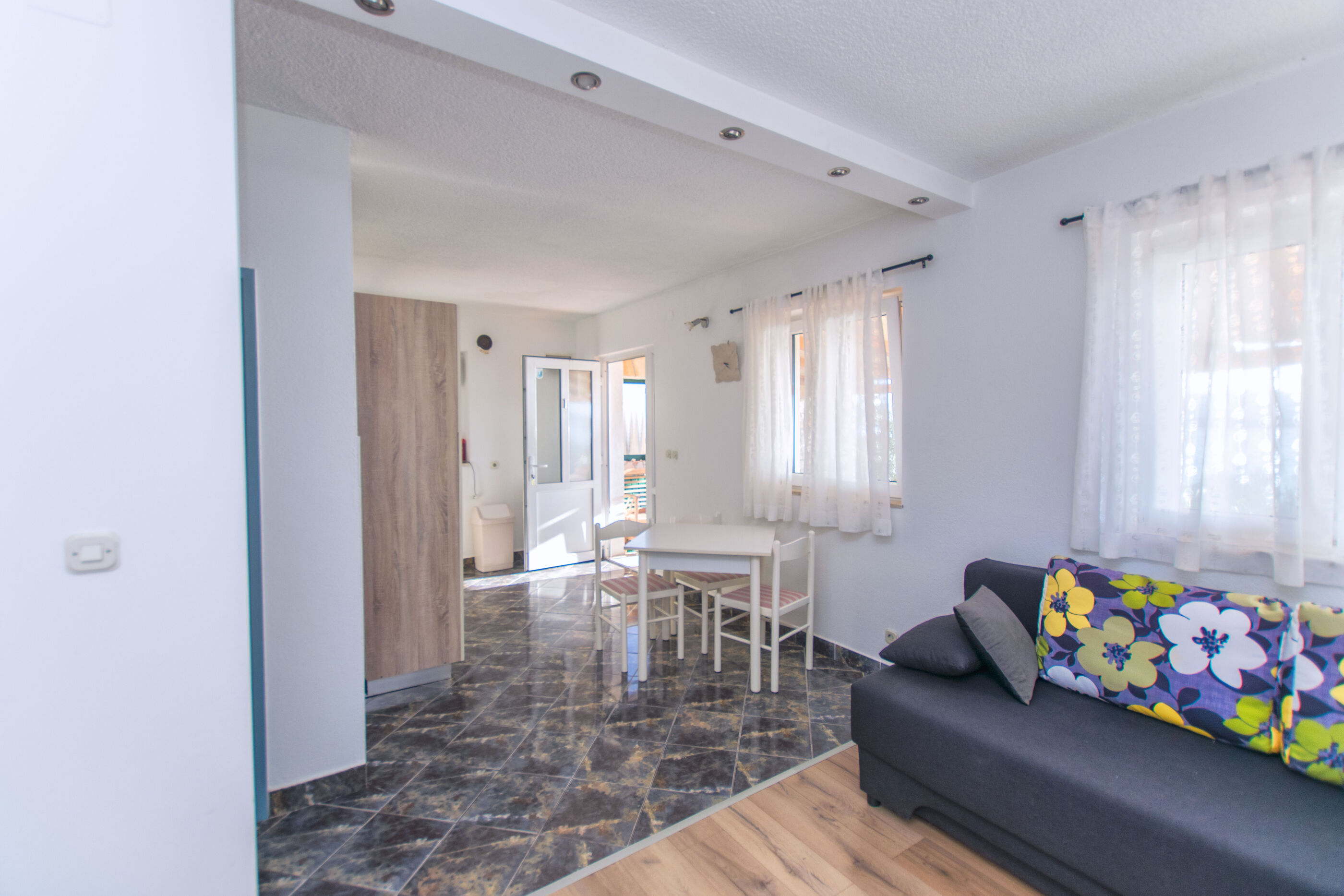Apartments Eastern Paradise 43851-A1