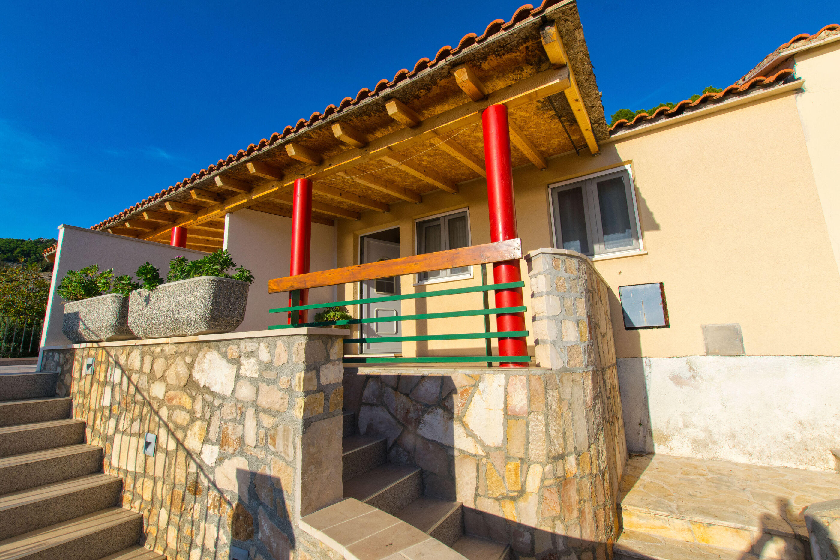 Apartments Eastern Paradise 43851-A2