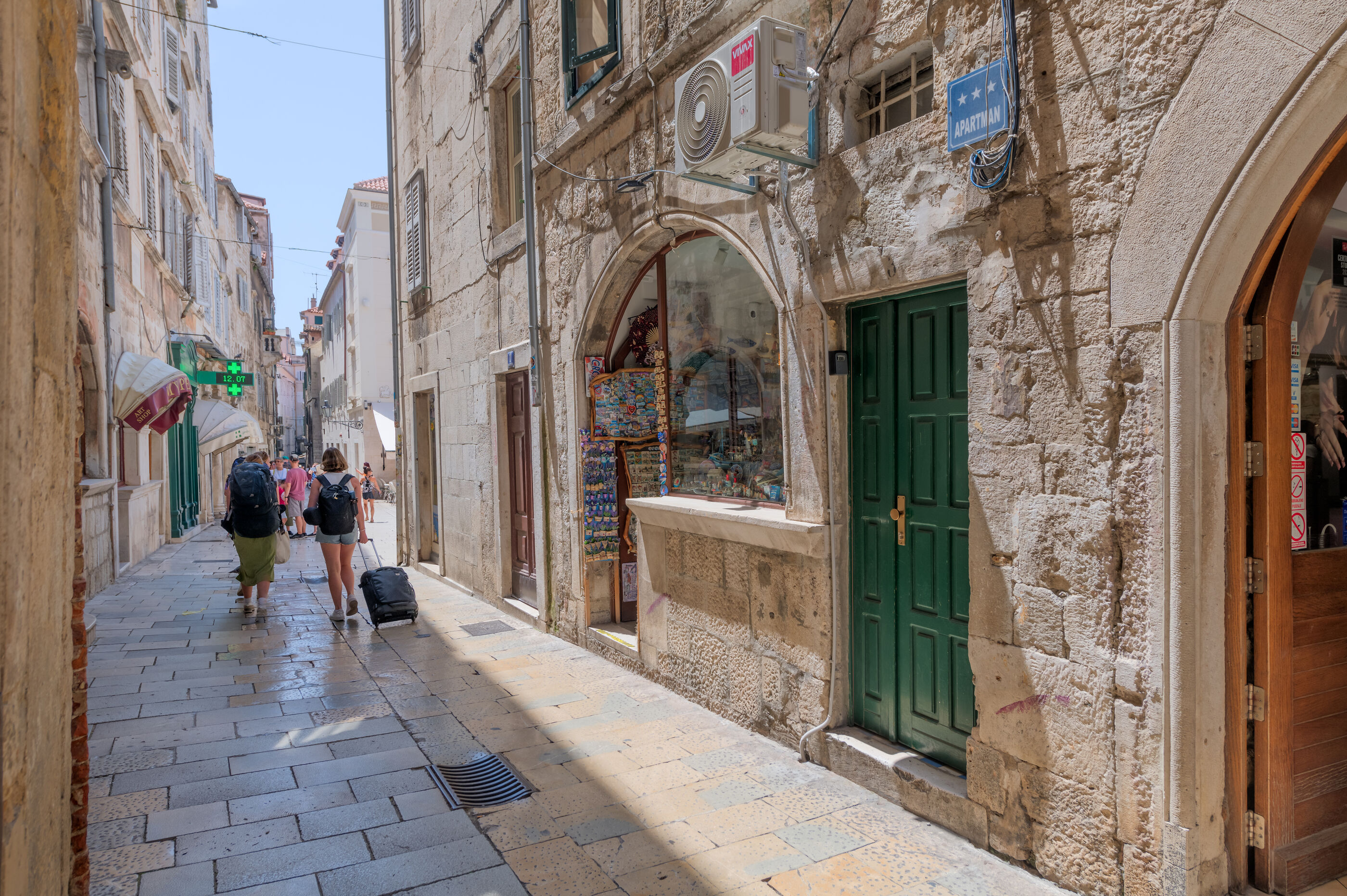 Apartment Mirta Accommodation in Split