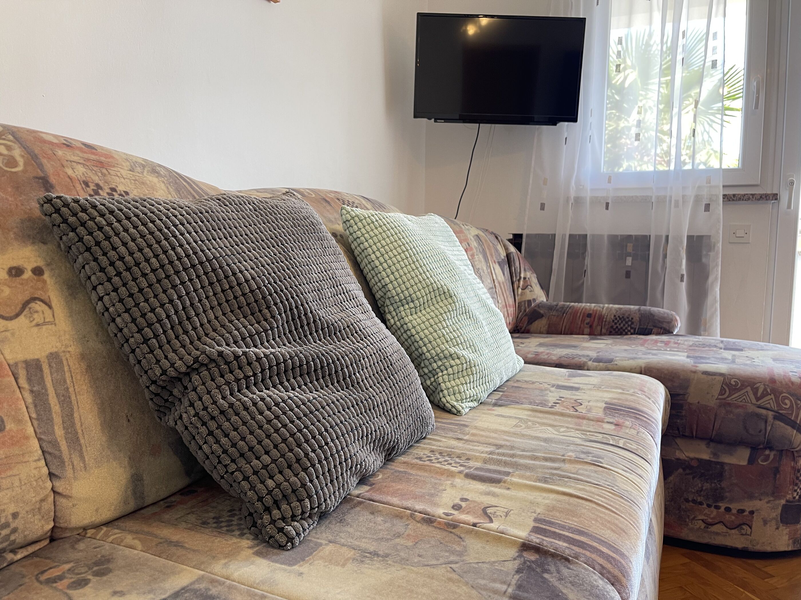 Apartments Bohović 69511-A1
