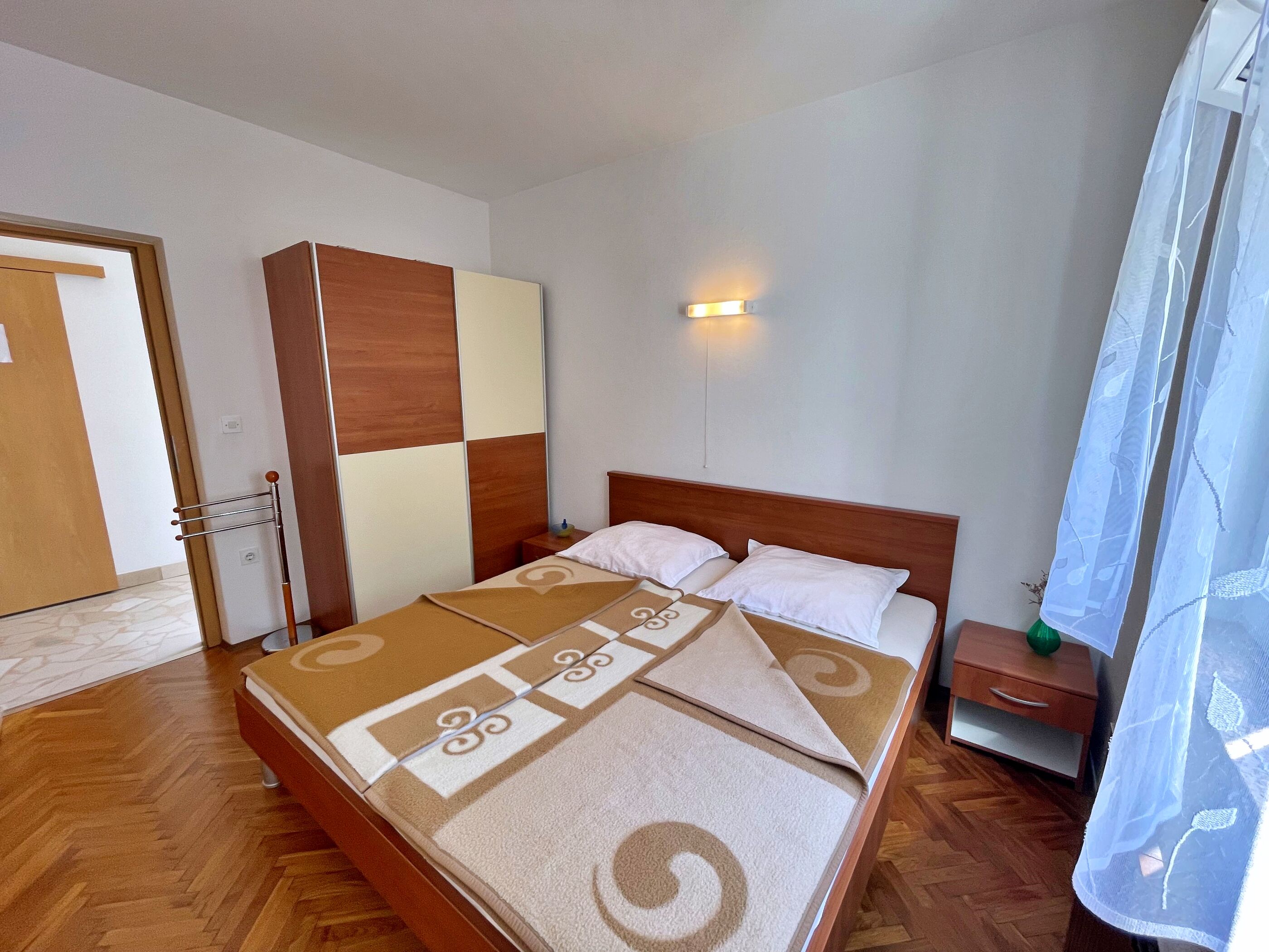 Apartments Bohović 69511-A1