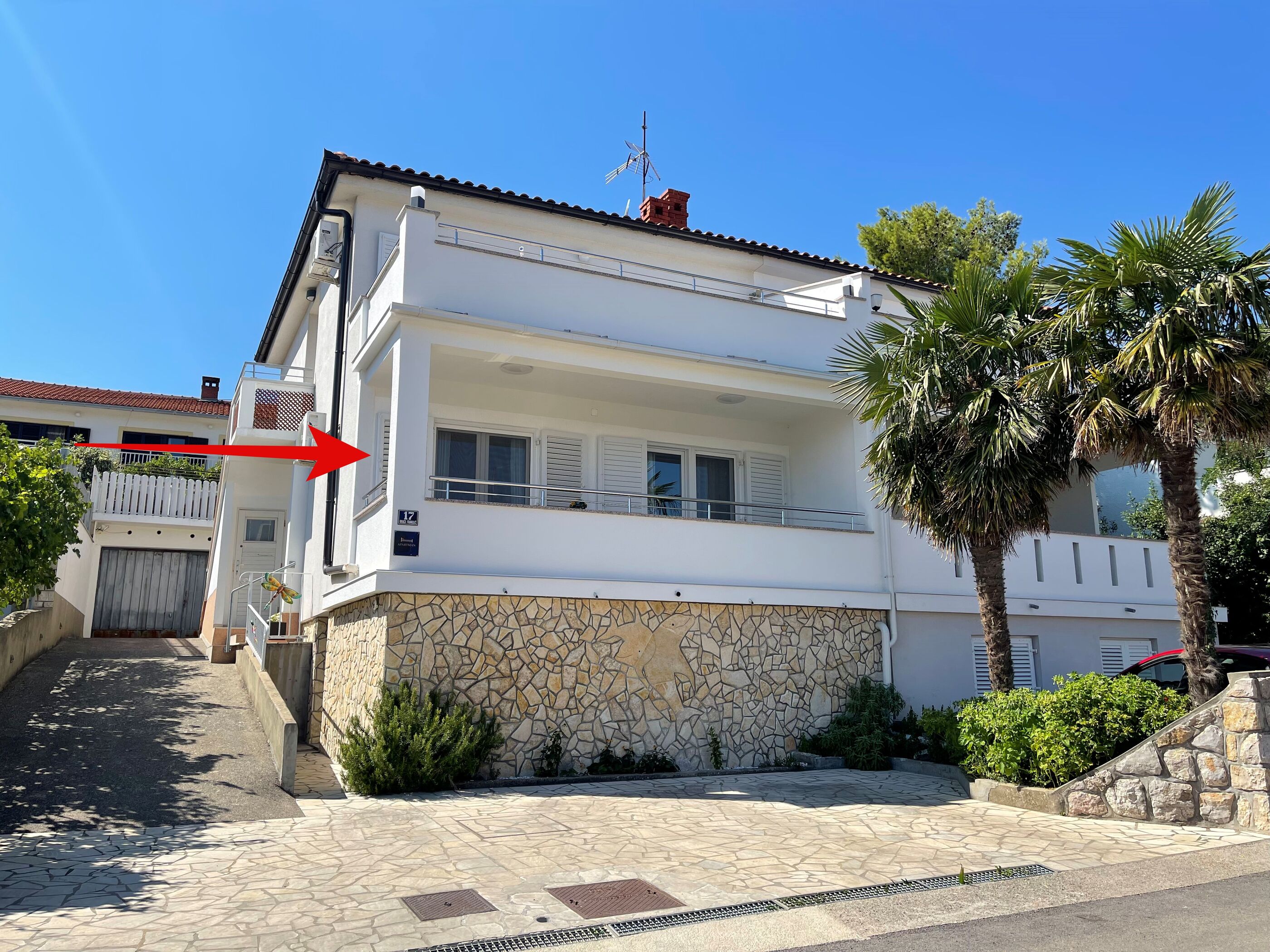 Apartments Bohović 69511-A1