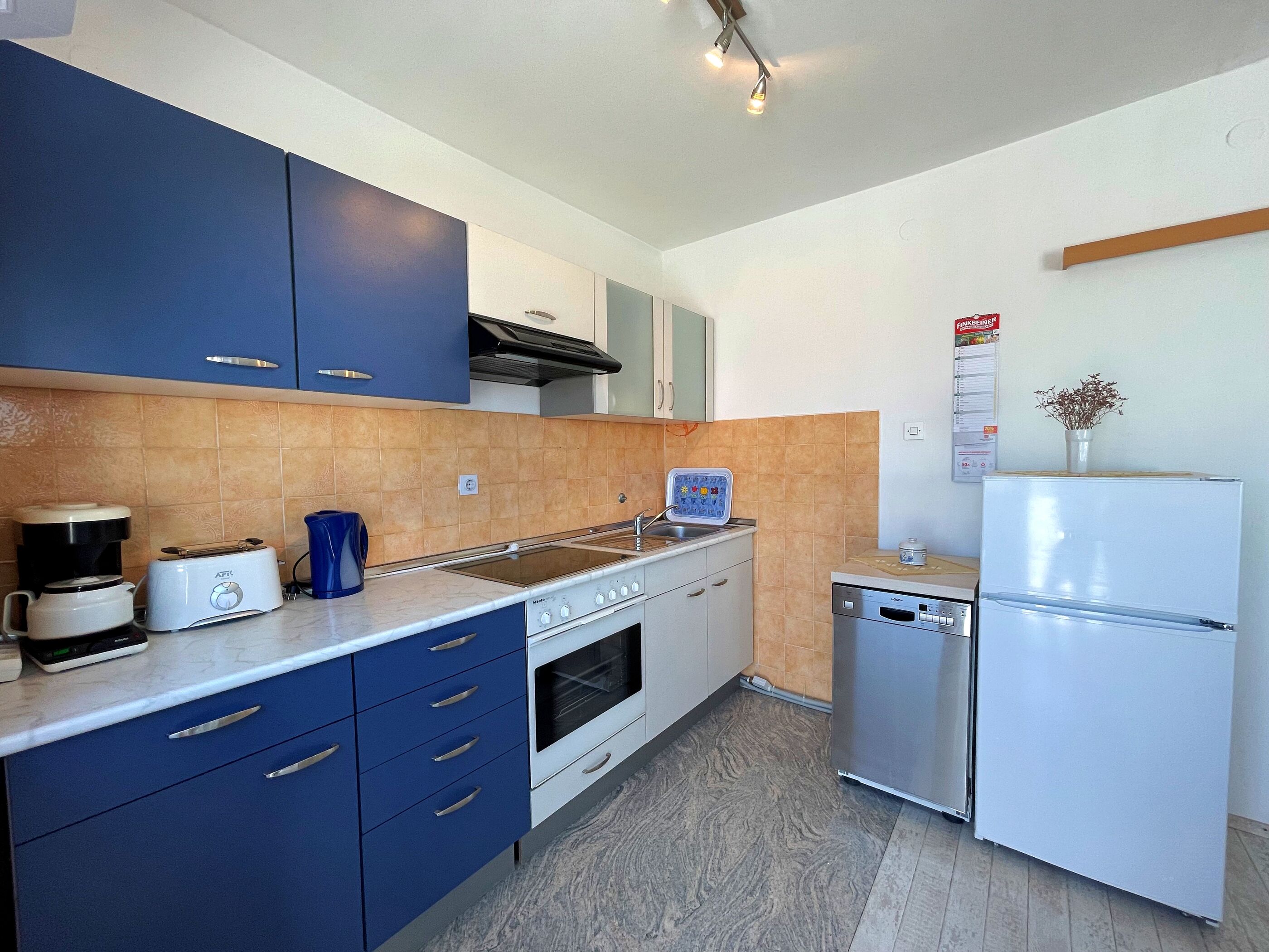 Apartments Bohović 69511-A2