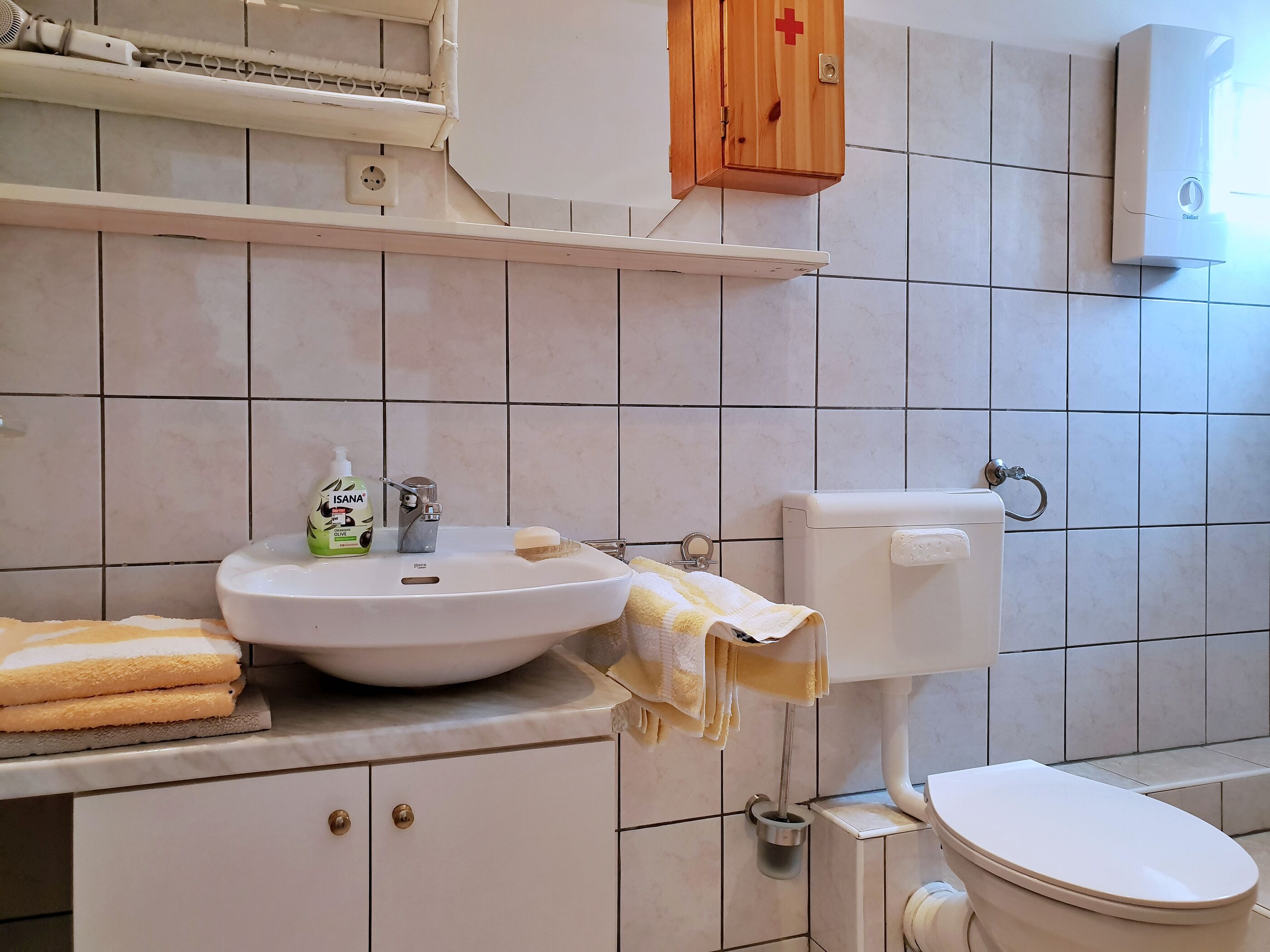 Apartments Bijelić 69531-A1