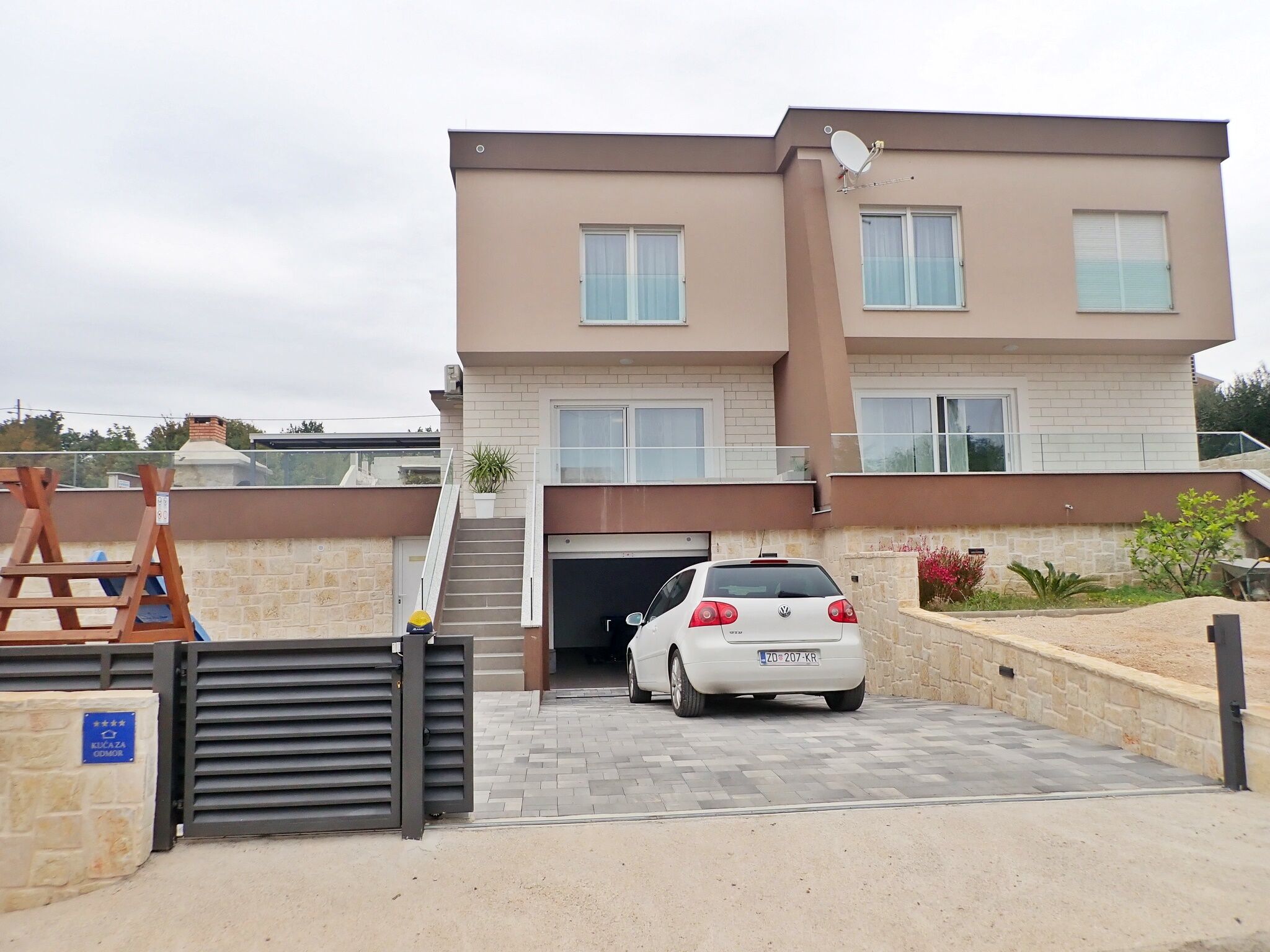 Apartment Azeret sa bazenom 96333-A1