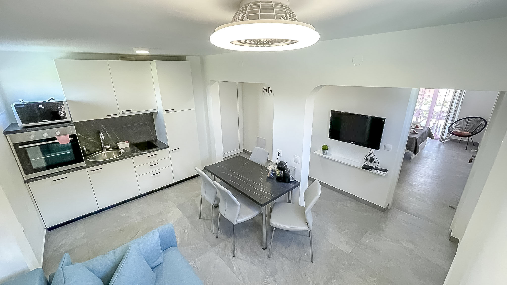 Apartments Rouge 82871-A2