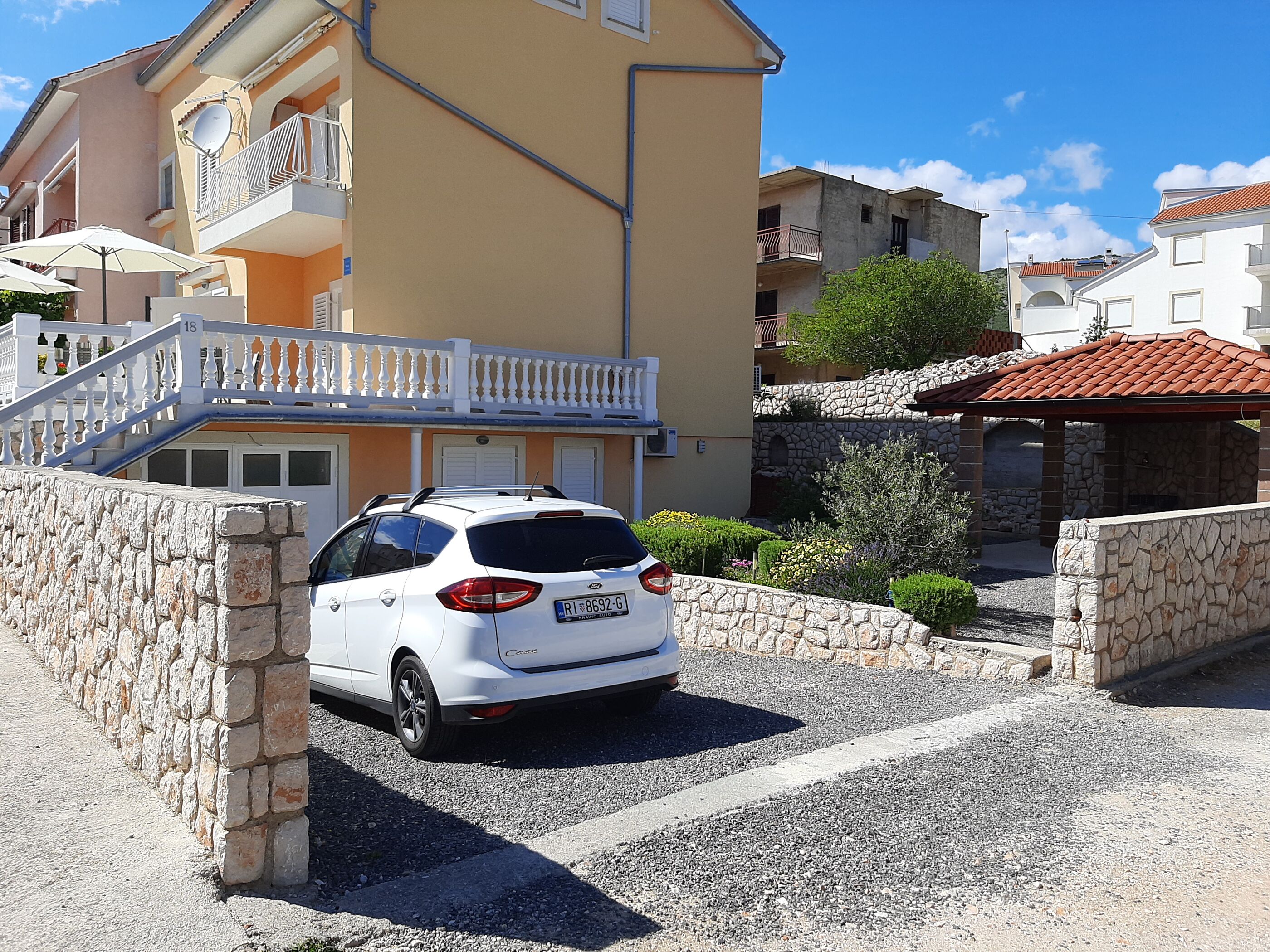 Apartments Pavelić 31871-A3