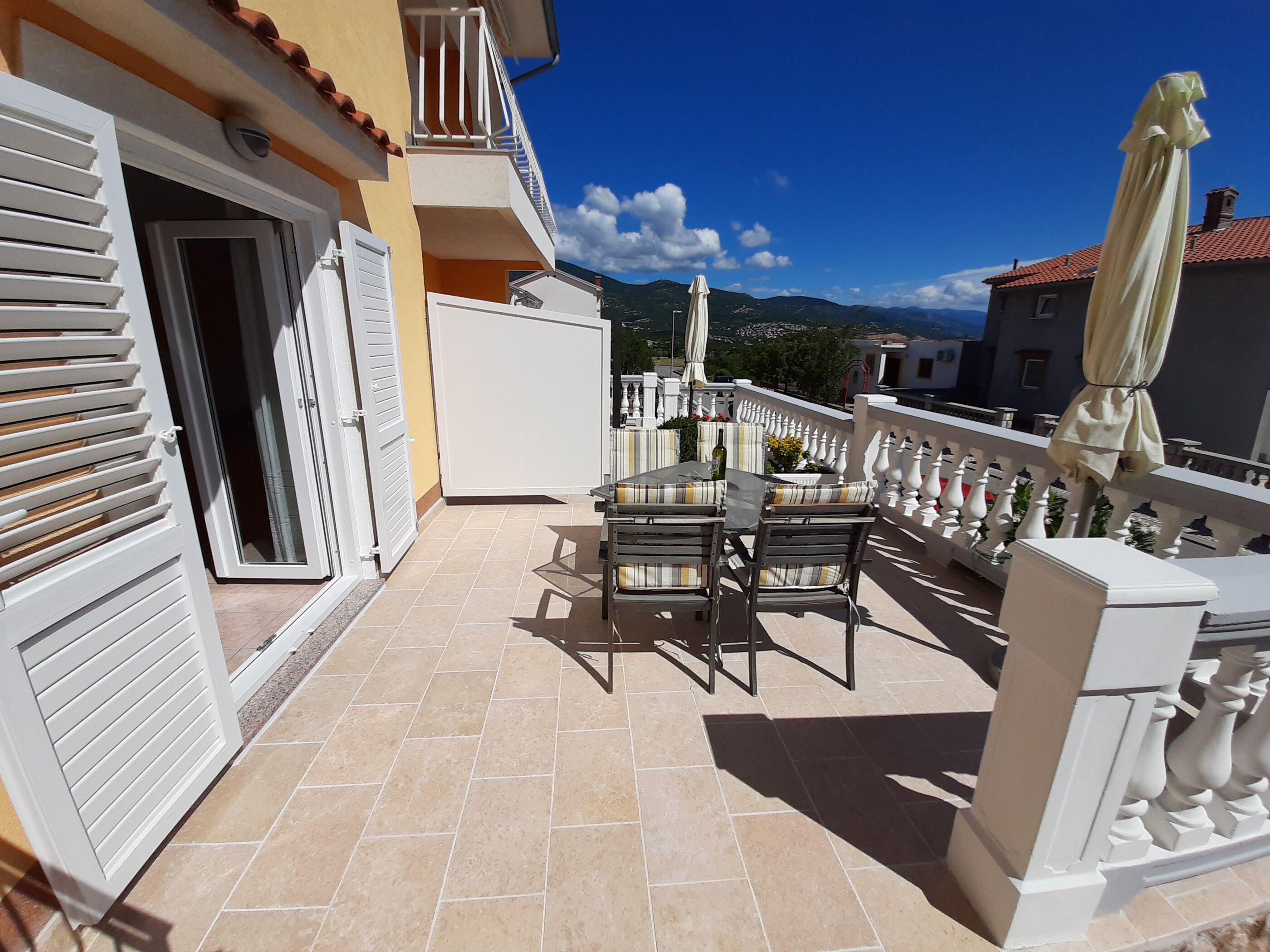 Apartments Pavelić 31871-A1