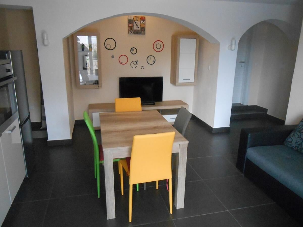 Apartments Pavelić 31871-A3