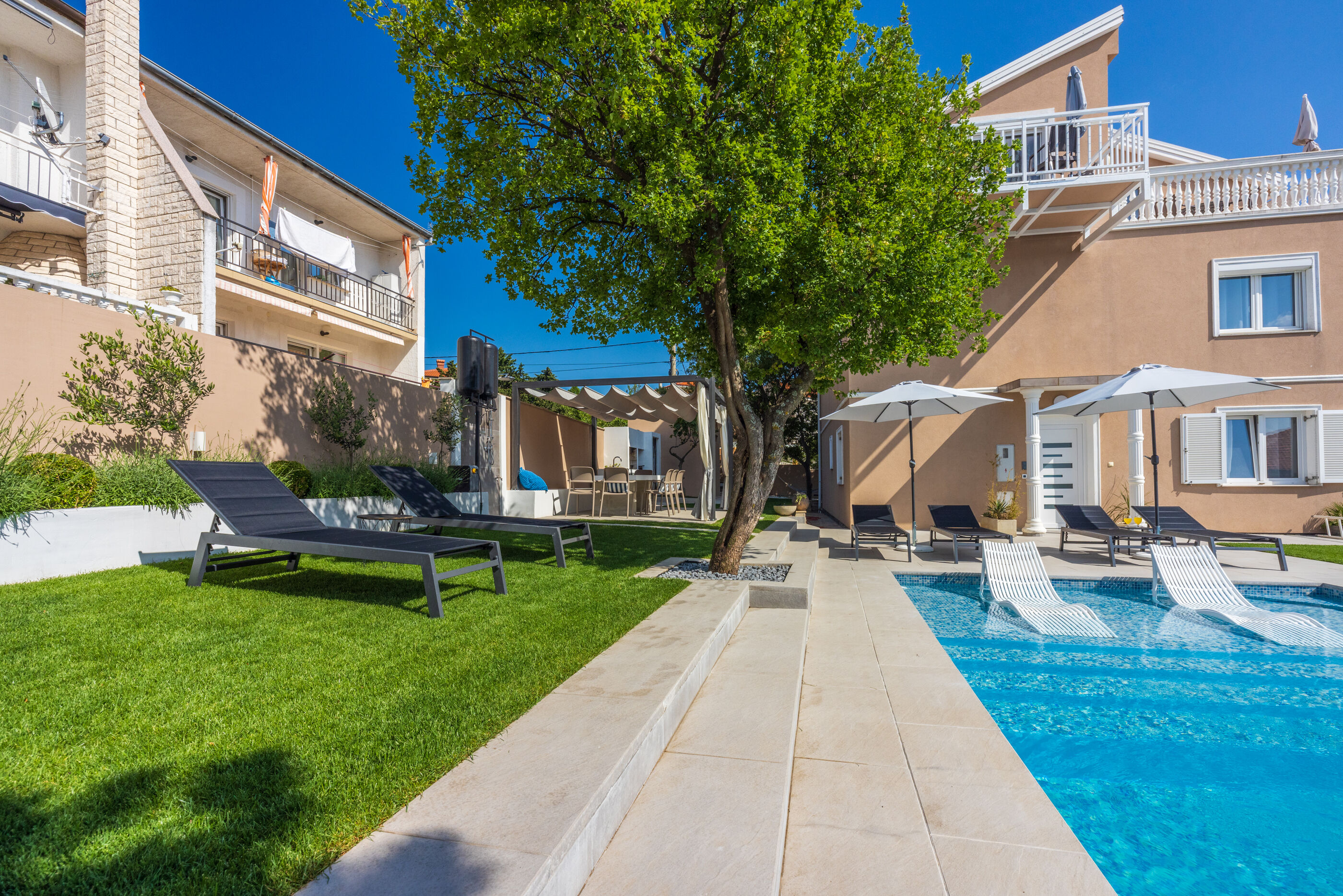 Apartments Panor 84901-A1