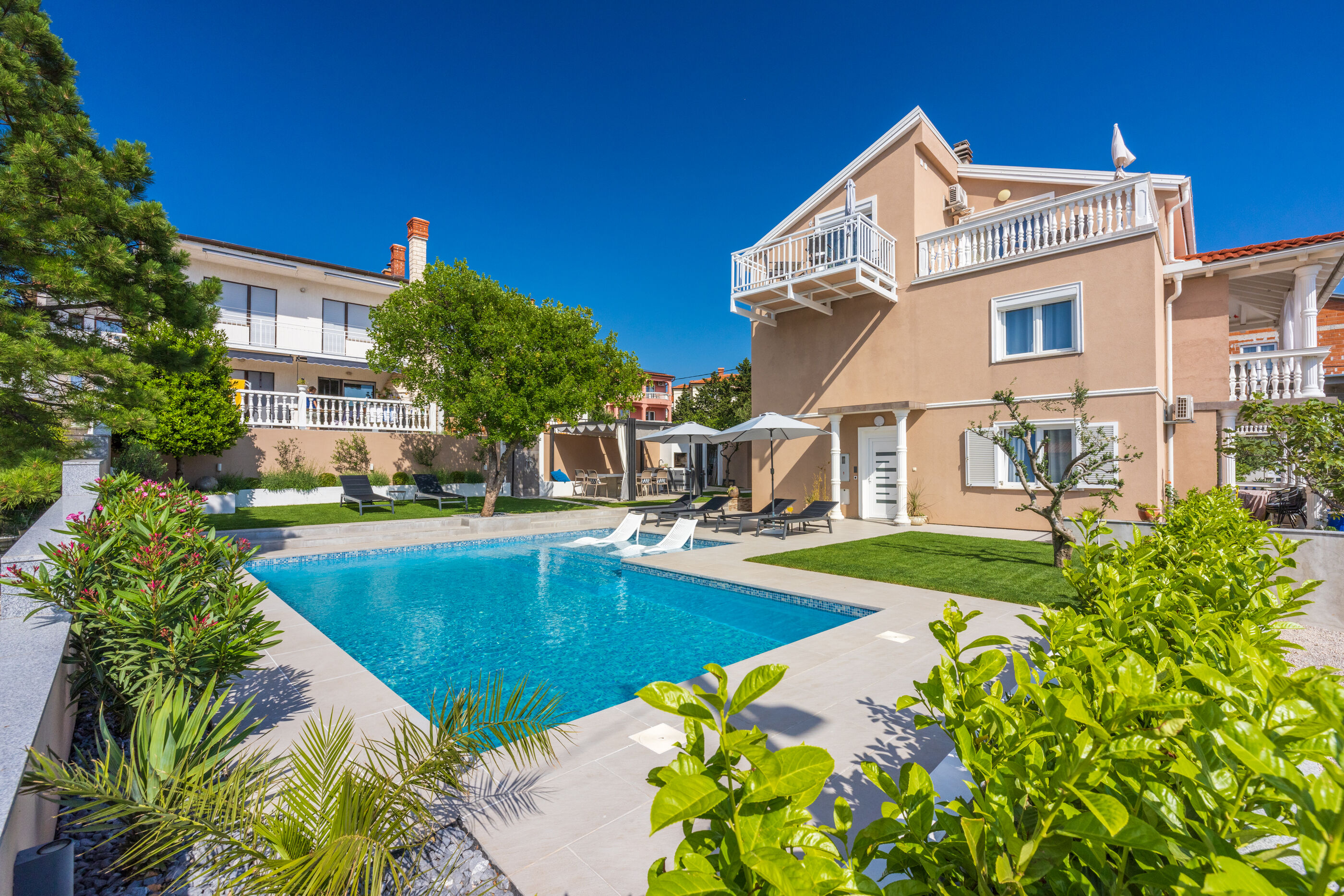 Apartments Panor 84901-A1
