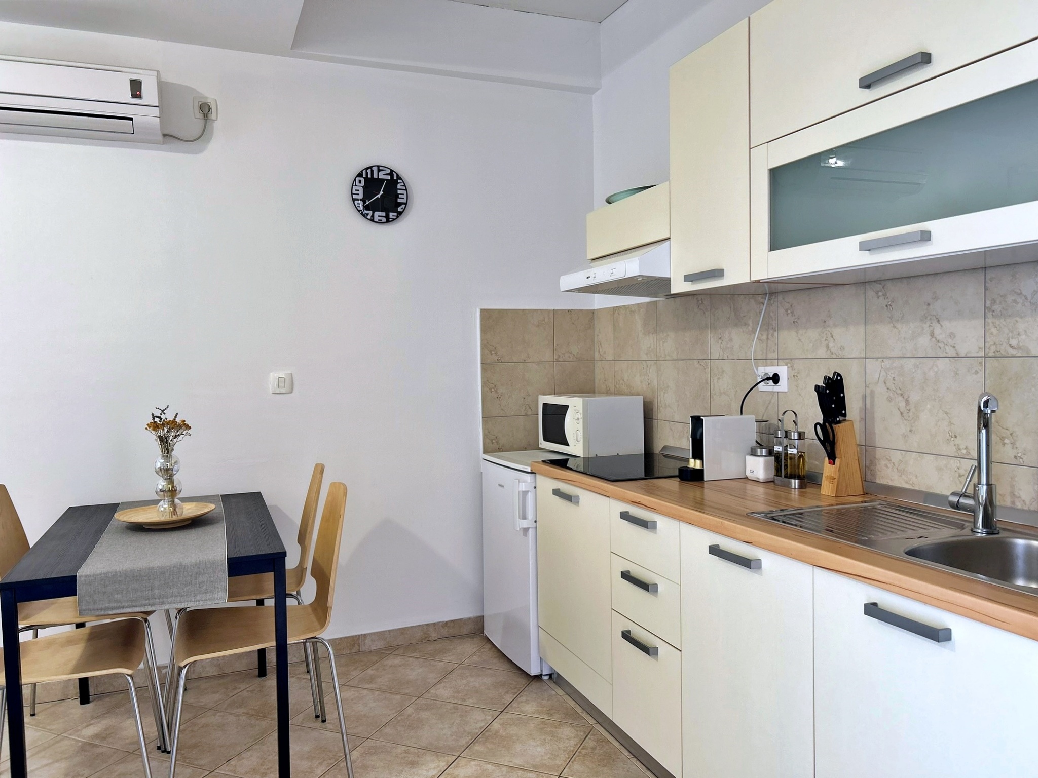 Apartments PINTA DE SOL 64191-A3