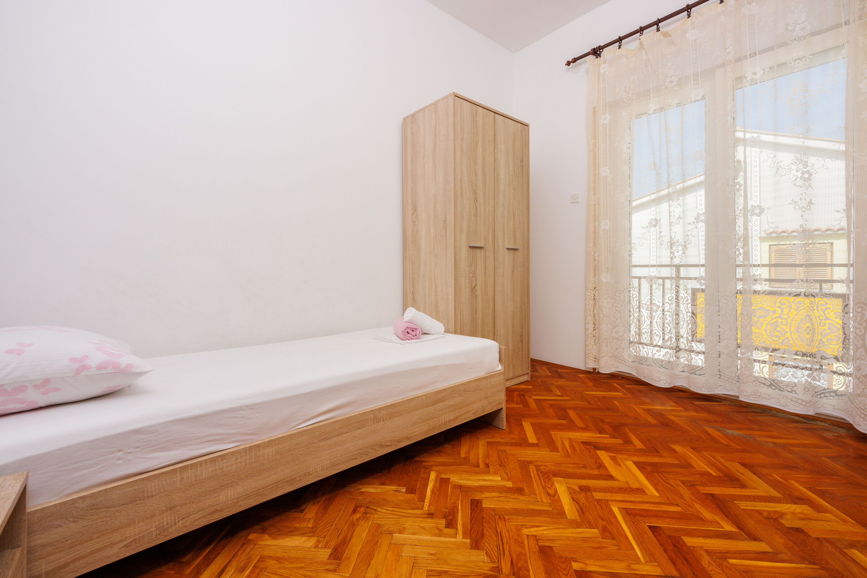 Apartments Davorka 62464-A1