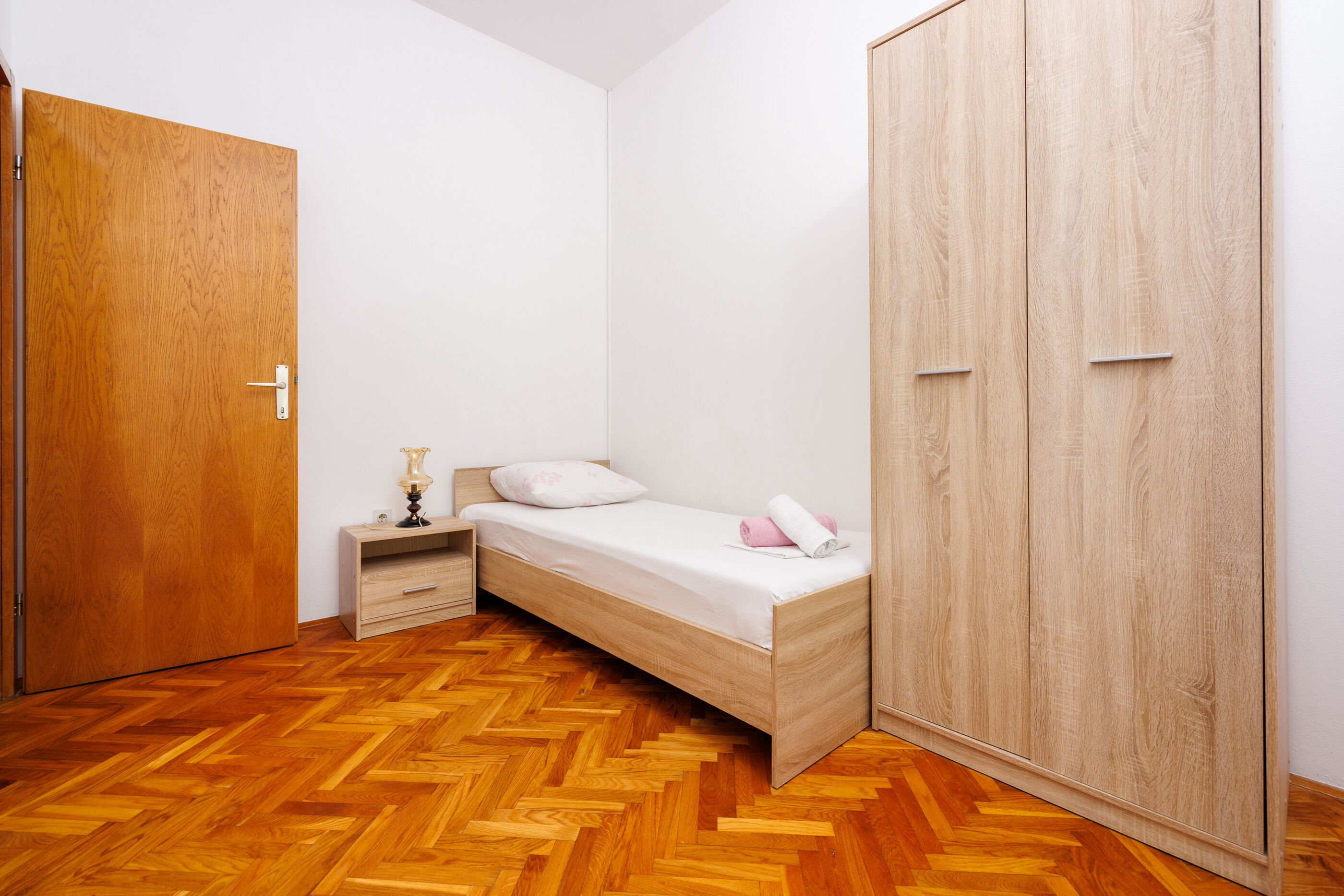 Apartments Davorka 62464-A1