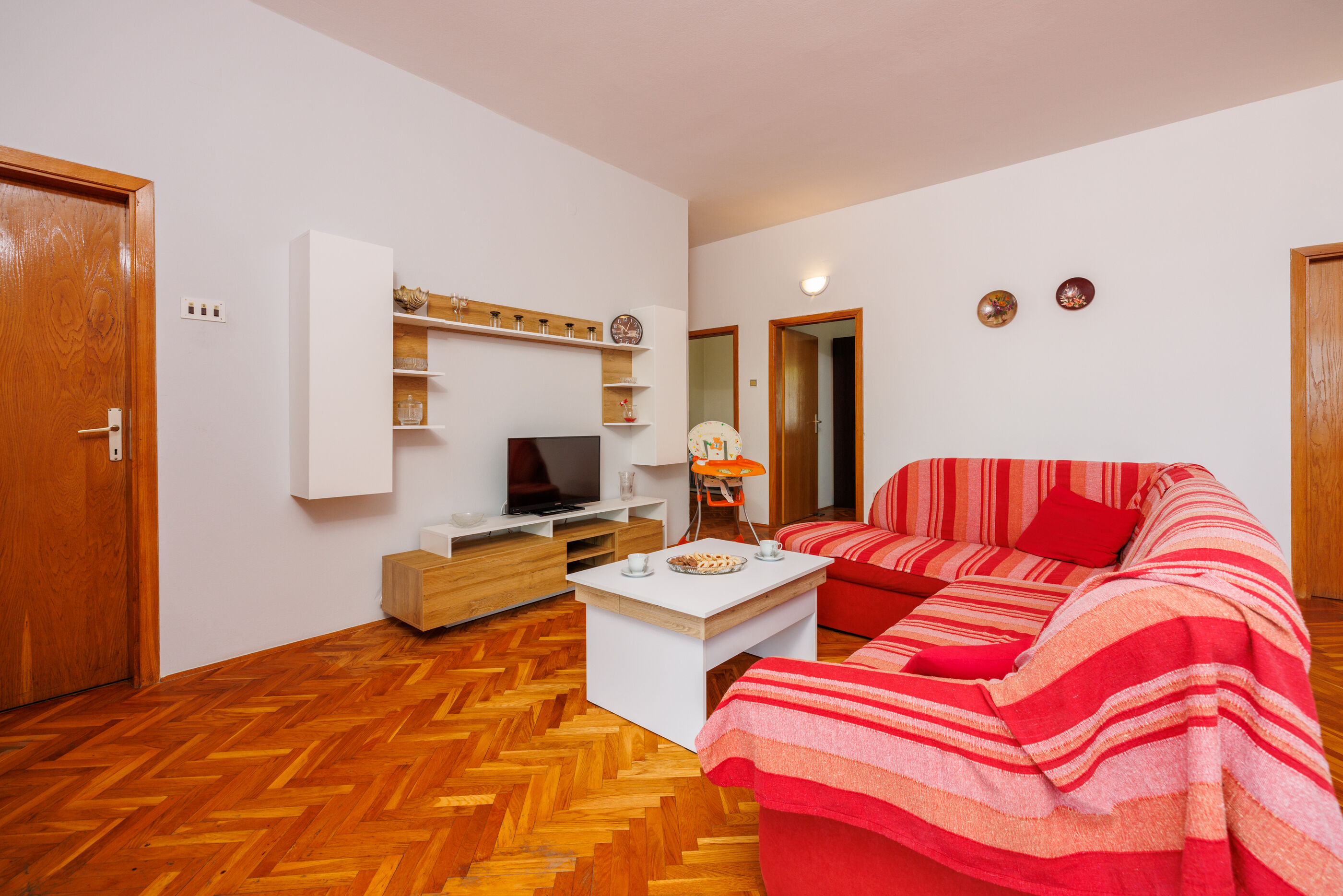 Apartments Davorka 62464-A1