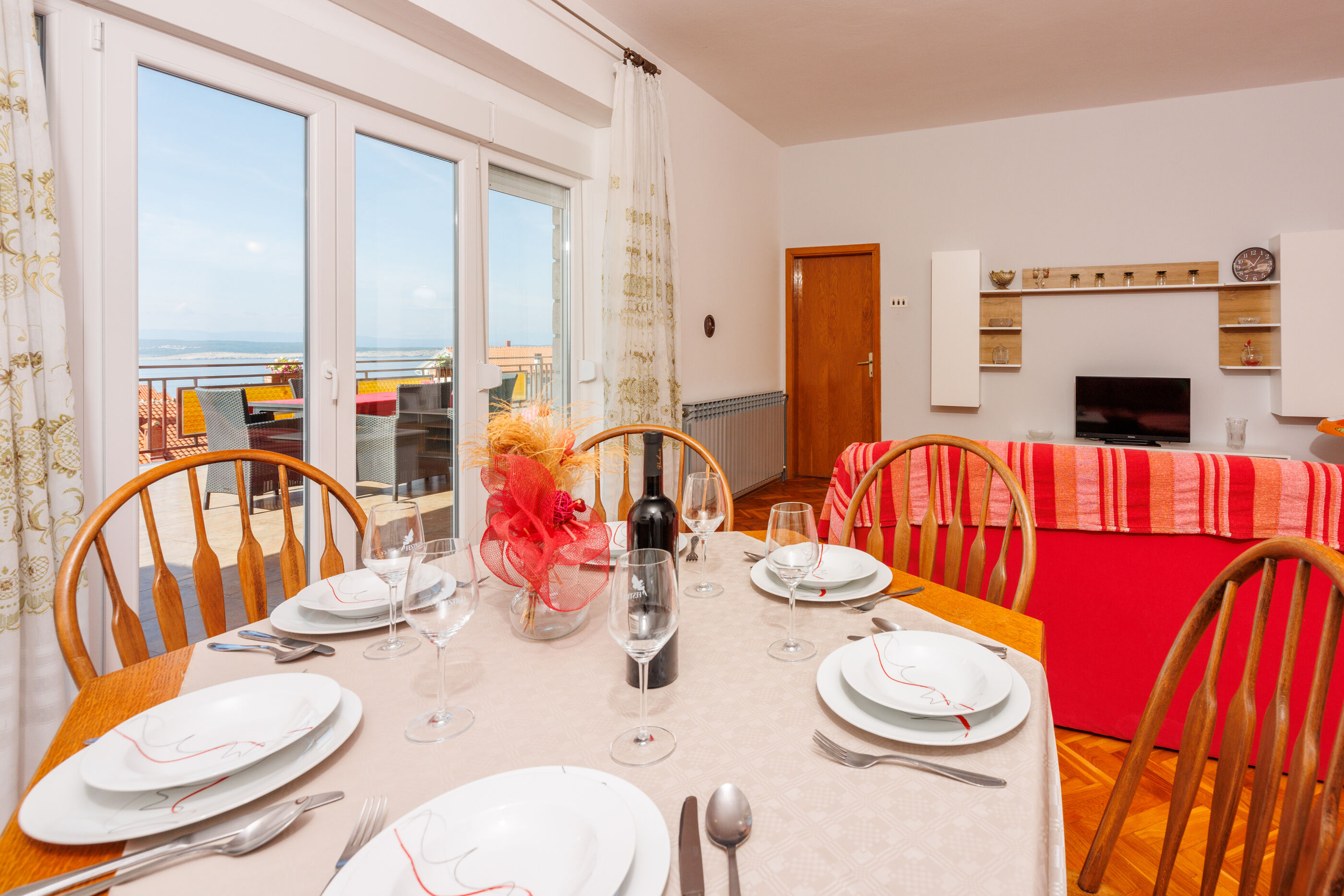 Apartments Davorka 62464-A1