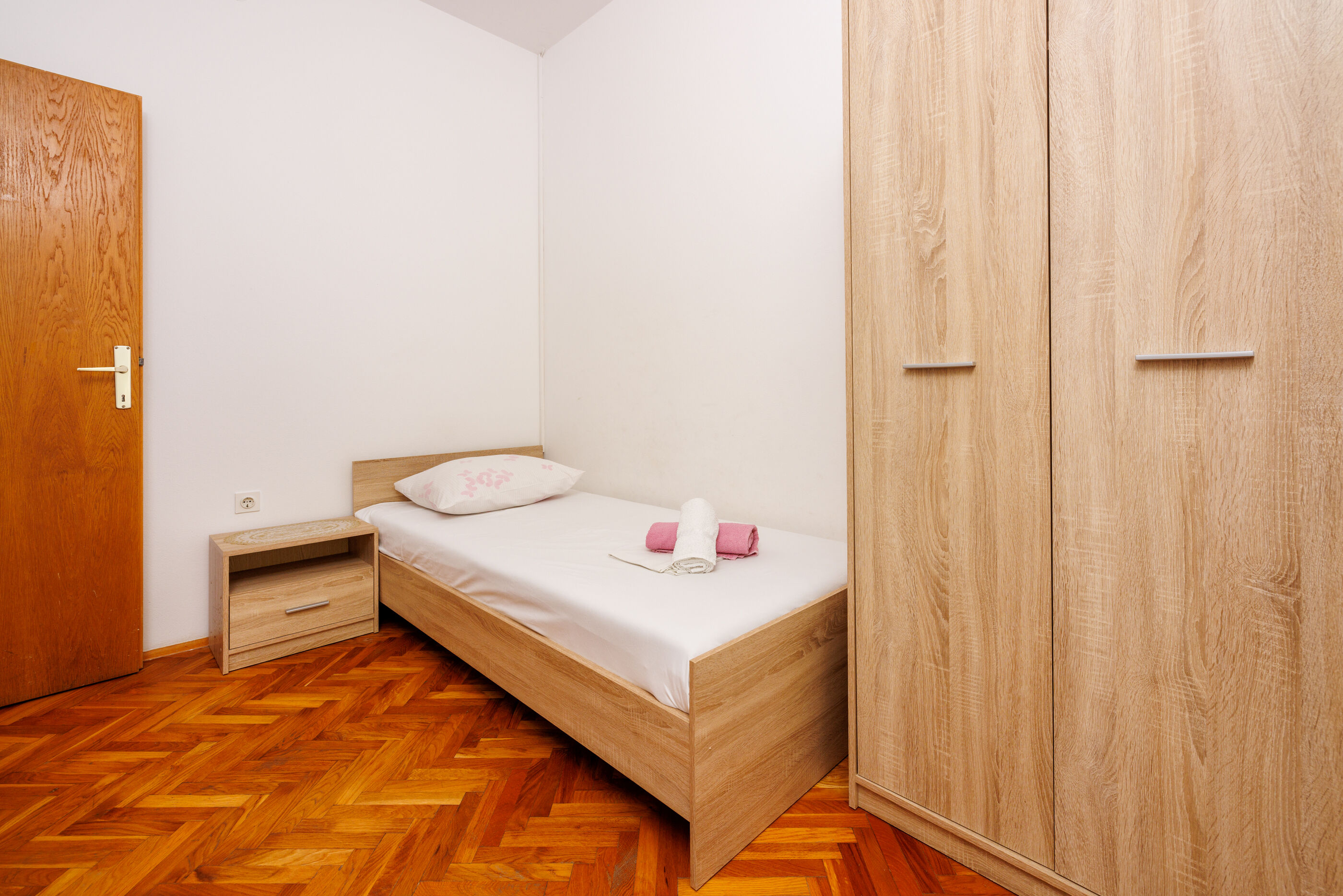 Apartments Davorka 62464-A2