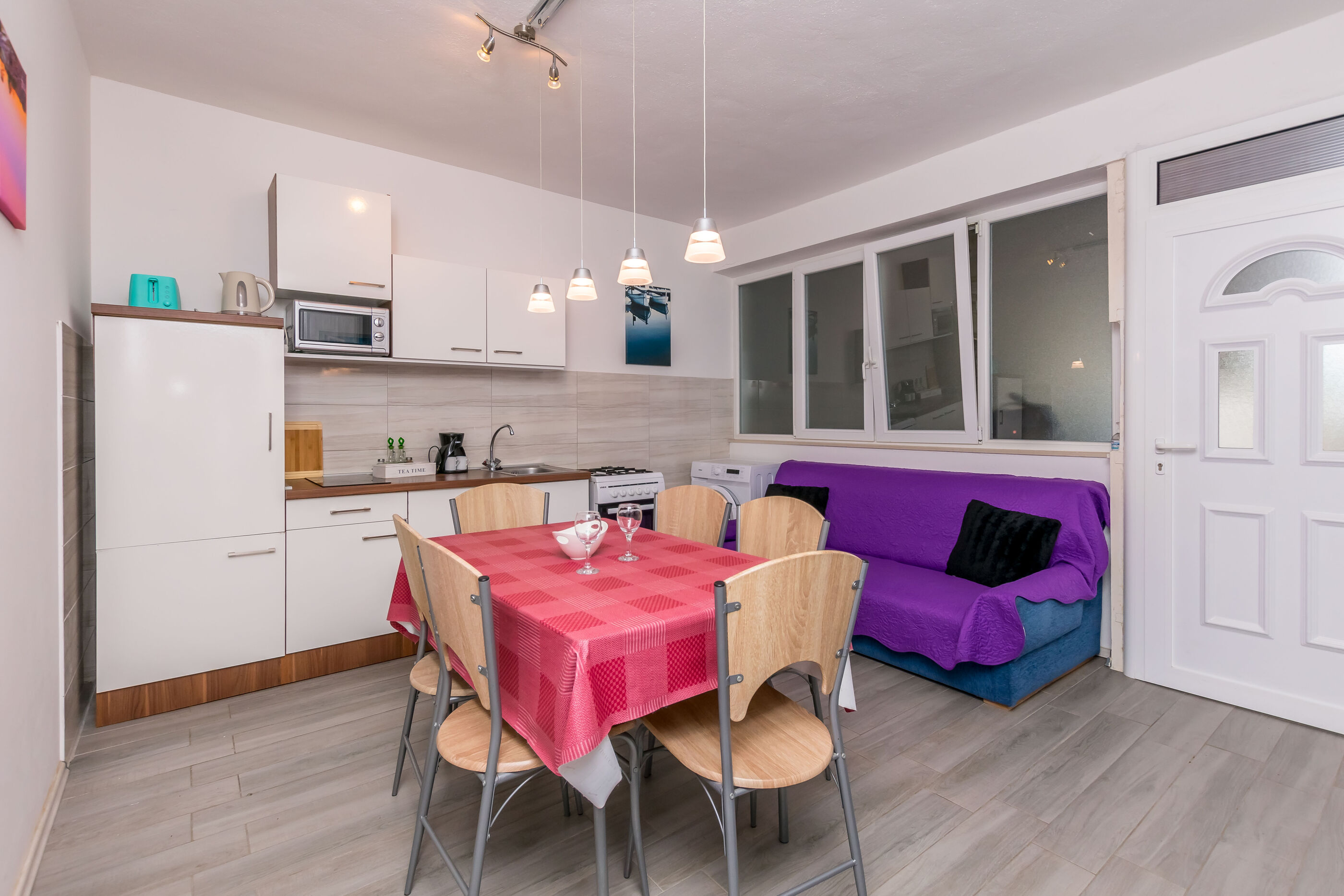 Apartments Carlo 95481-A2