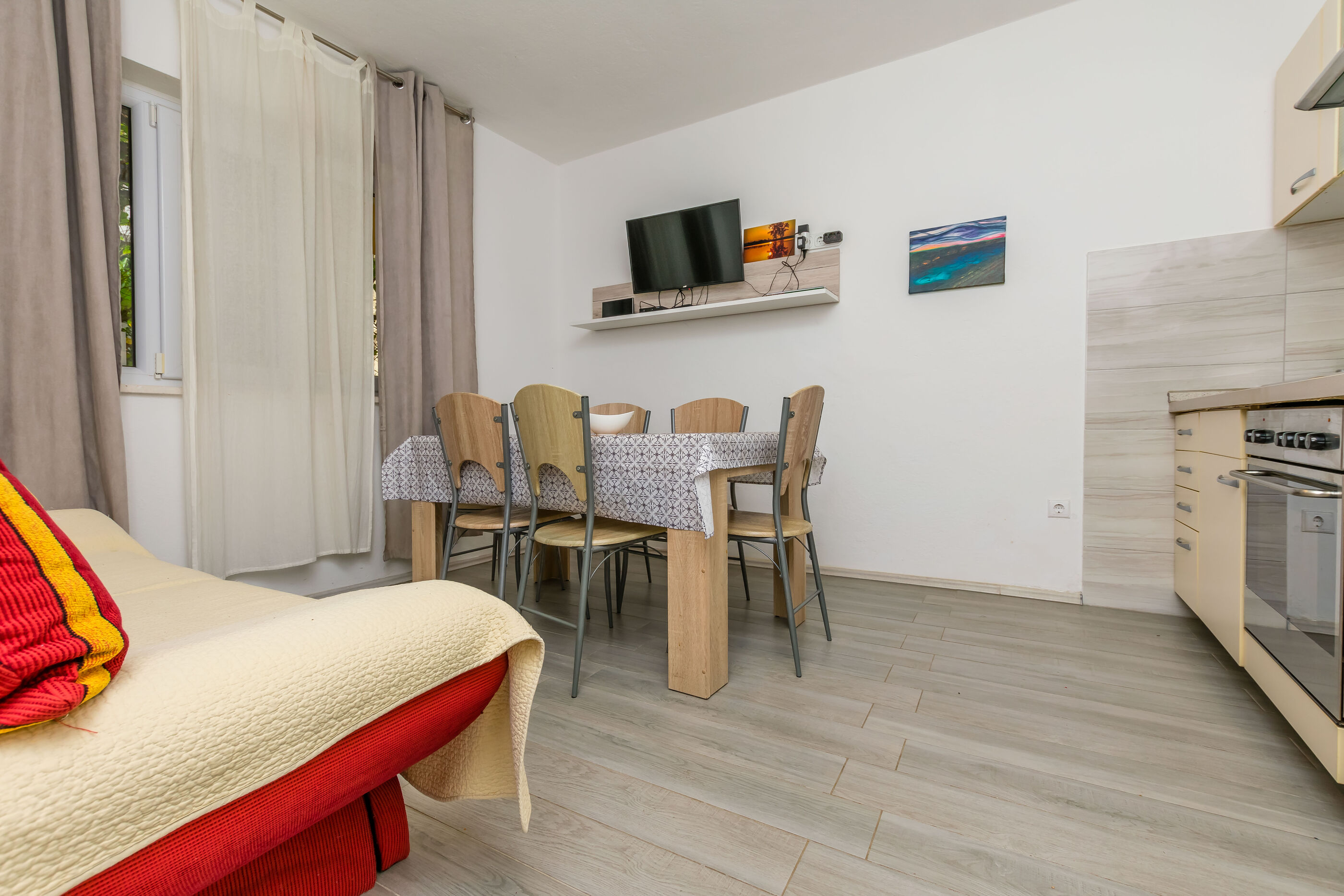 Apartments Carlo 95481-A1