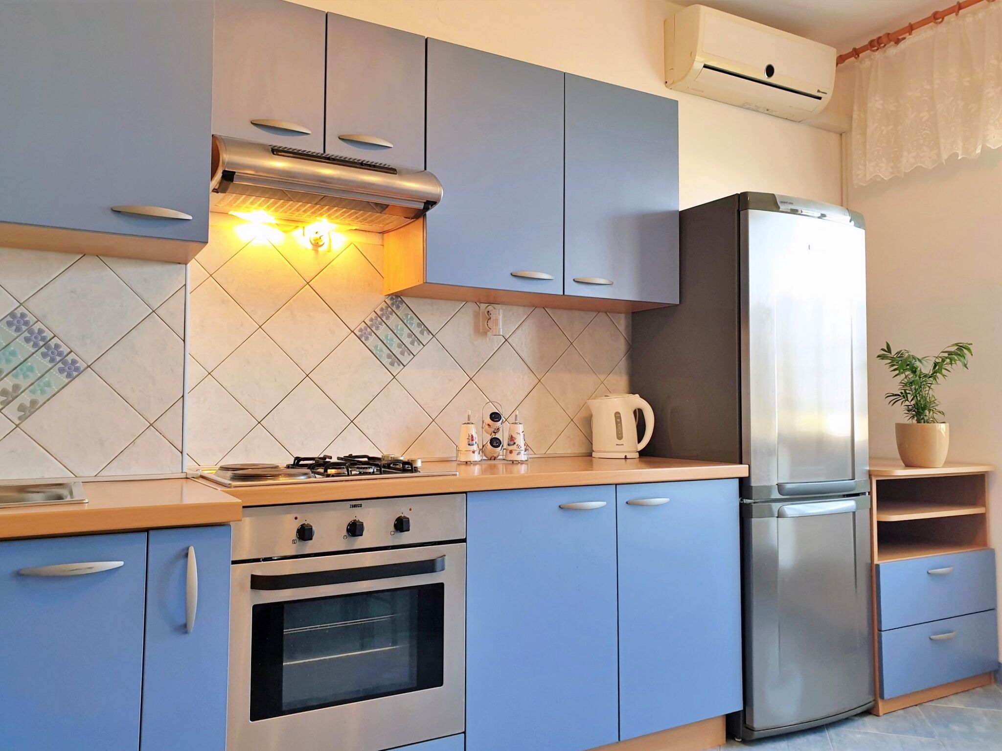 Apartments Jakominić A2